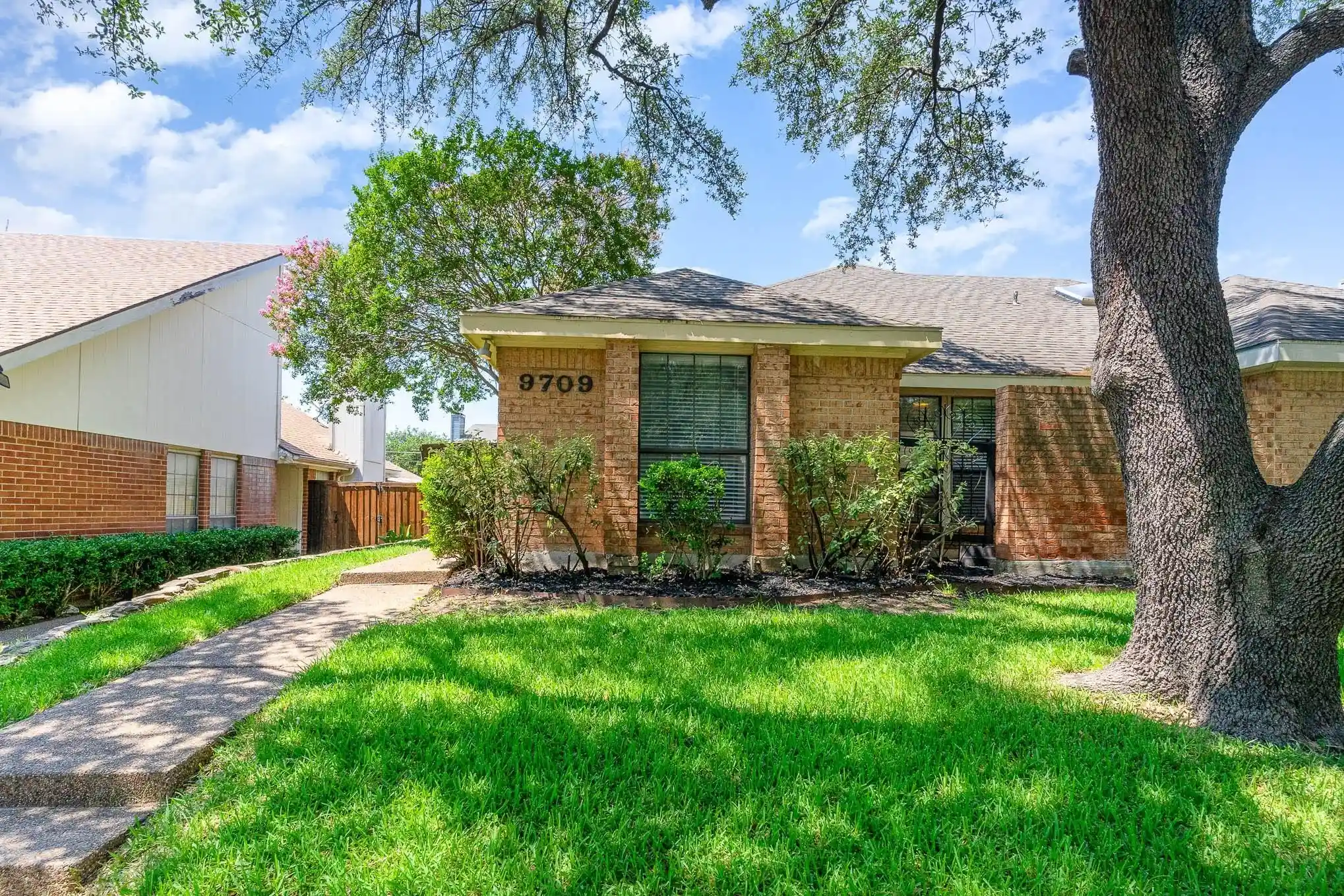 Photo 1 of Single family home for sale at 9709 Springtree Ln, Dallas, TX 75243 | MLS# 21411776 | Listing updated on 2026-10-25