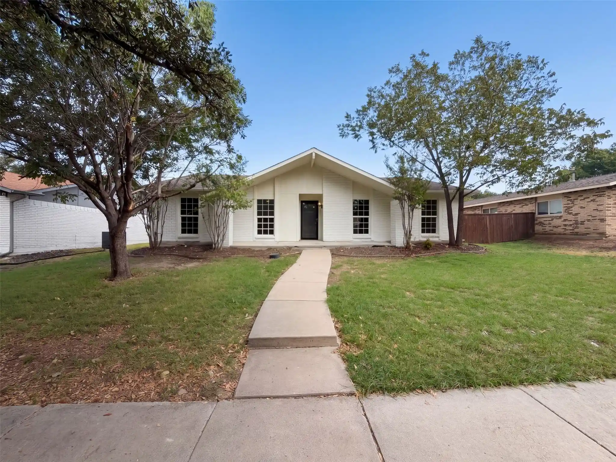 Photo 1 of Single family home for sale at 5005 Strickland Ave, The Colony, TX 75056 | MLS# 21412298 | Listing updated on 2026-10-15