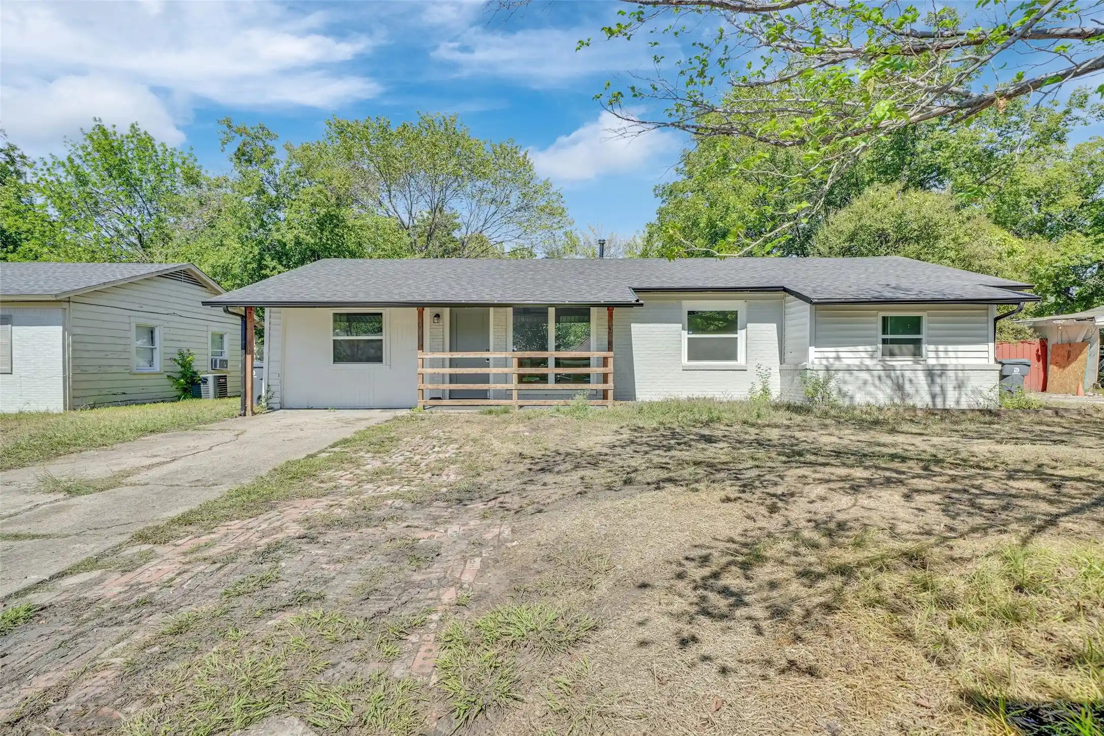 Photo 1 of Single family home for sale at 2523 Klondike Dr, Dallas, TX 75228 | MLS# 21412132 | Listing updated on 2026-10-25