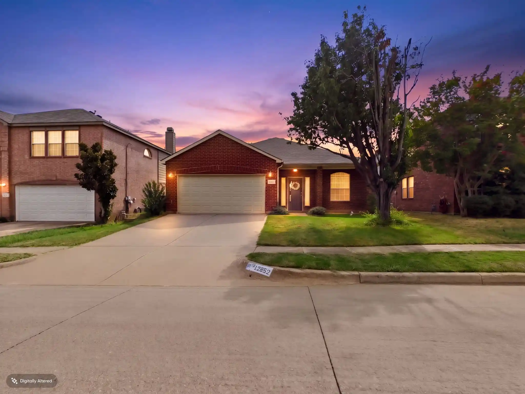 Single family home for sale at 12652 Oakwood Cir, Euless, TX 76040 | MLS# 21412381