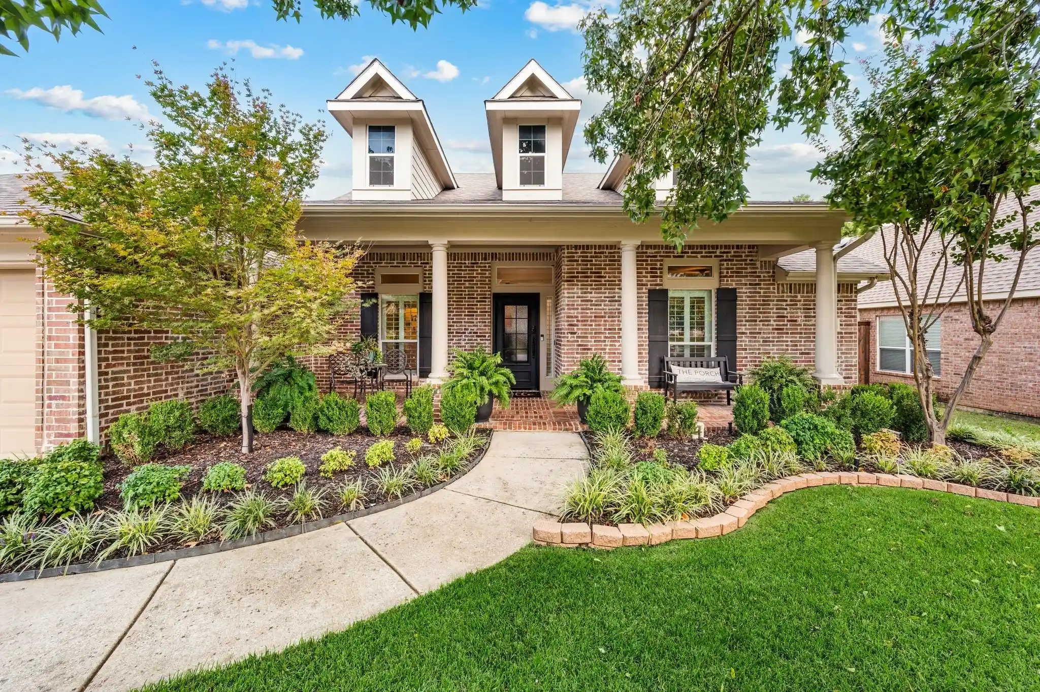 Single family home for sale at 916 Water Oak Dr, Grapevine, TX 76051 | MLS# 21402625