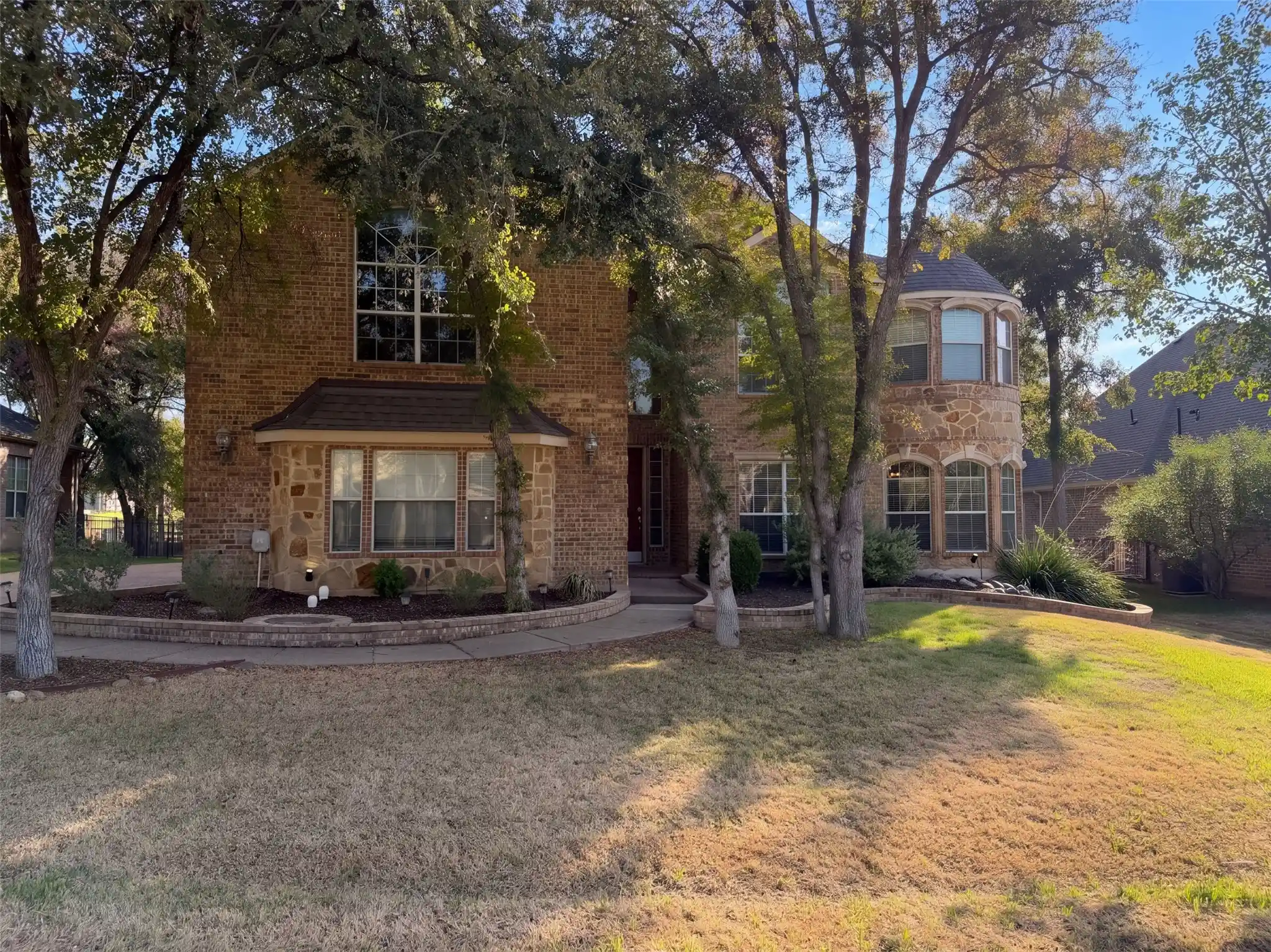Single family home for sale at 12272 Indian Crk Dr, Fort Worth, TX 76179 | MLS# 21412791