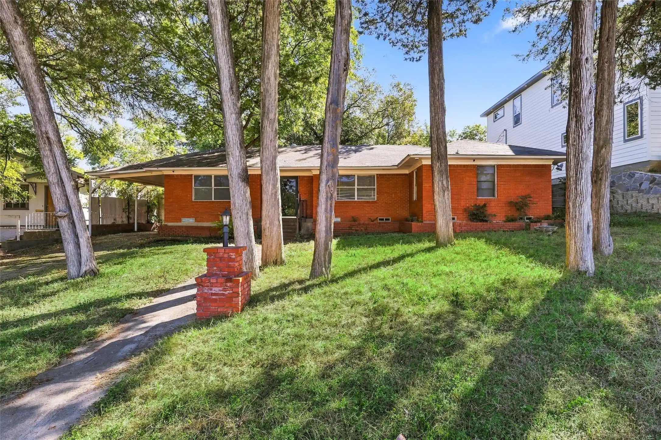 Single family home for sale at 1342 Carson St, Dallas, TX 75216 | MLS# 21405571