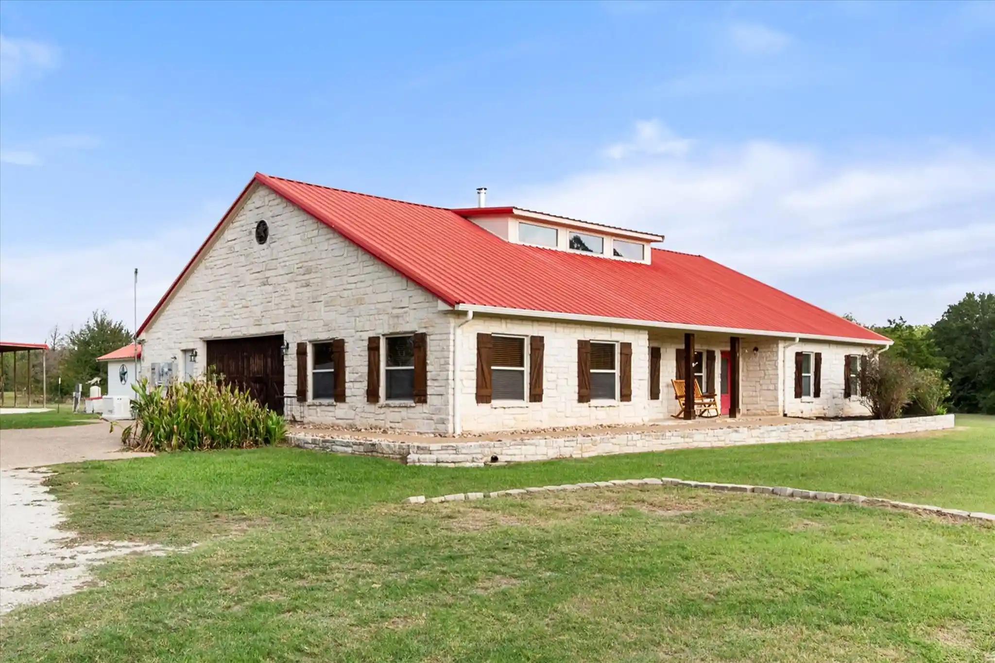 Photo 1 of Single family home for sale at 107 Fcr 210 #210, Fairfield, TX 75840 | MLS# 21413214 | Listing updated on 2026-10-19