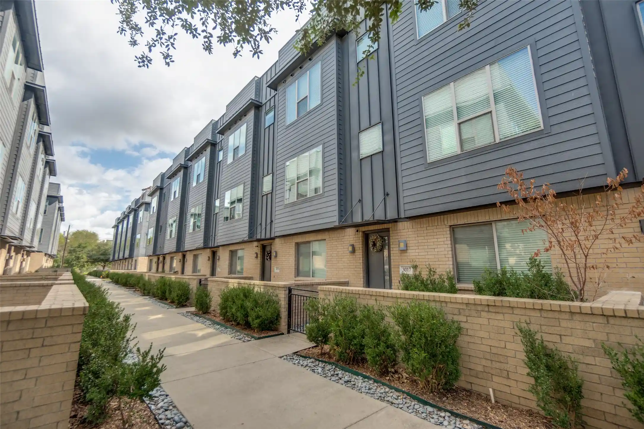 Photo 1 of Townhouse for sale at 3017 Zenia Dr, Dallas, TX 75204 | MLS# 21413423 | Listing updated on 2026-10-16