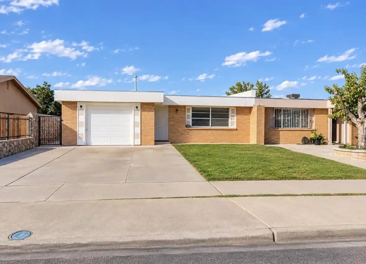 Photo 1 of Single family home for sale at 10803 Cardigan Dr, El Paso, TX 79935 | MLS# 21413573 | Listing updated on 2026-10-30