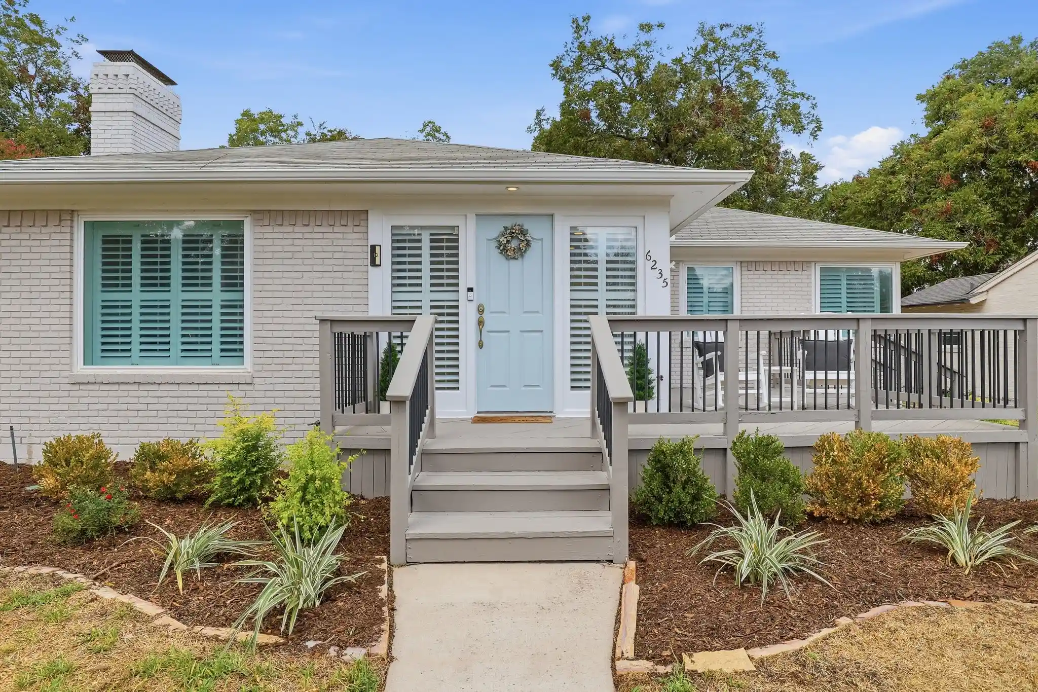 Photo 1 of Single family home for sale at 6235 Kenwood Ave, Dallas, TX 75214 | MLS# 21412802 | Listing updated on 2026-10-25