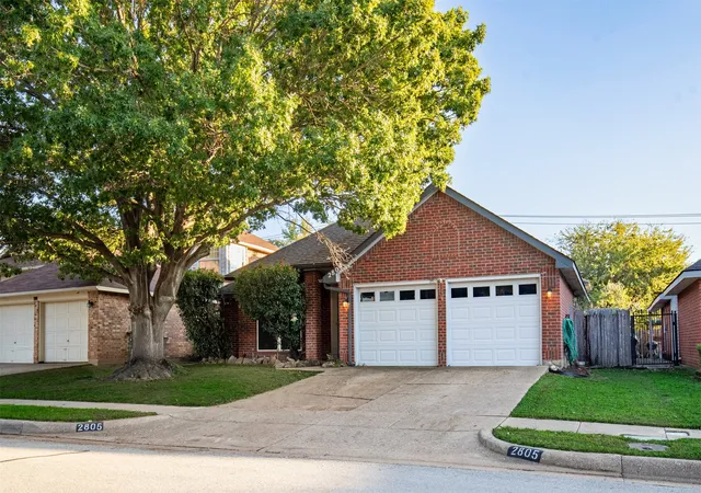 Photo 2 of Single family home for sale at 2805 Salado Trl, Fort Worth, TX 76118 | MLS# 21409385 | Listing updated on 2026-10-30