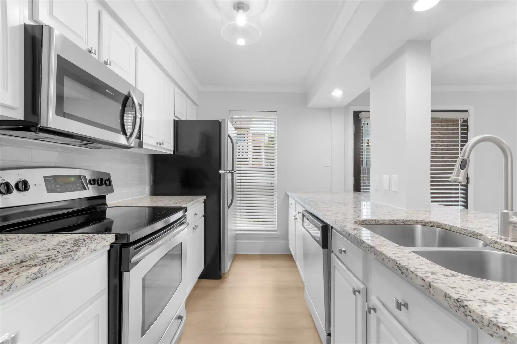 Photo 1 of Condo for sale at 5928 Sandhurst Ln #127, Dallas, TX 75206 | MLS# 21413727 | Listing updated on 2026-10-16