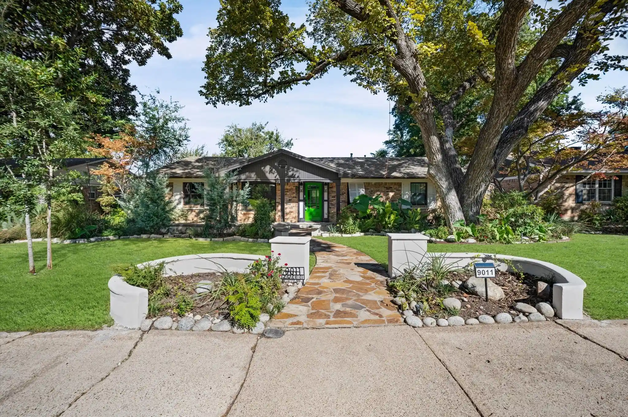 Photo 1 of Single family home for sale at 9011 Fringewood Dr, Dallas, TX 75228 | MLS# 21413548 | Listing updated on 2026-10-25
