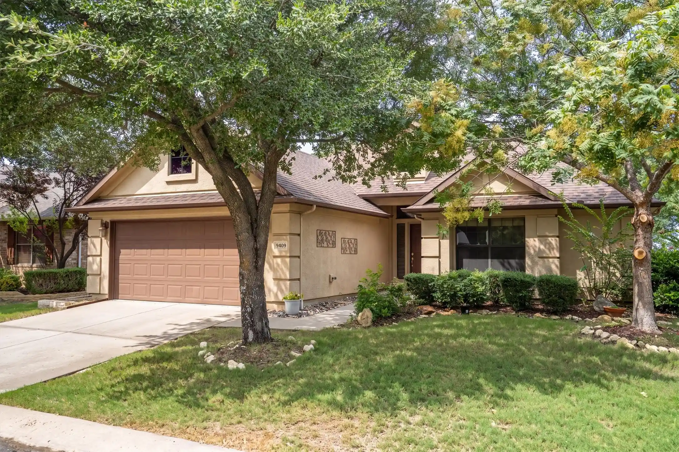 Single family home for sale at 9409 Perimeter St, Denton, TX 76207 | MLS# 21411979