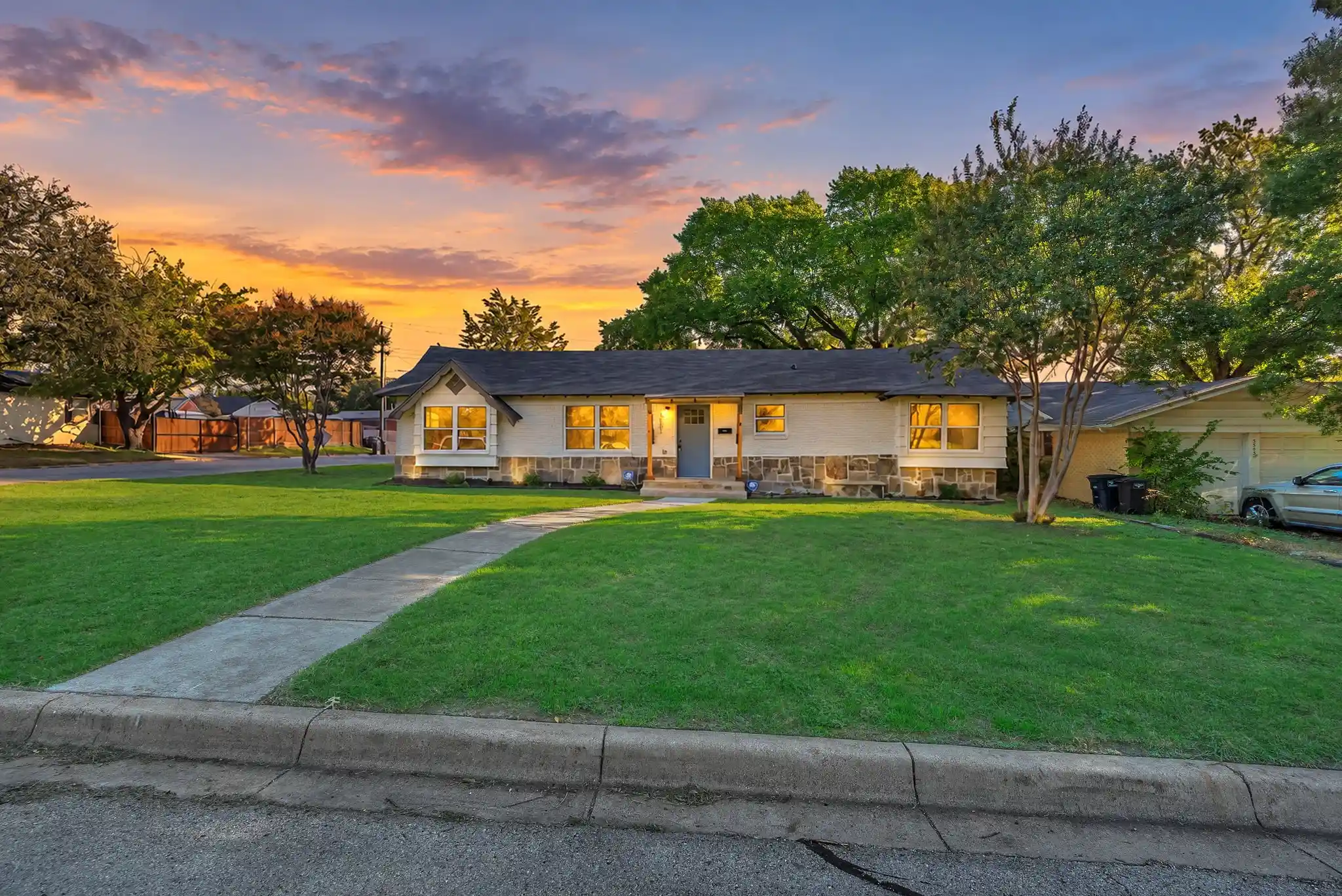 Single family home for sale at 5501 Westcreek Dr, Fort Worth, TX 76133 | MLS# 21413769