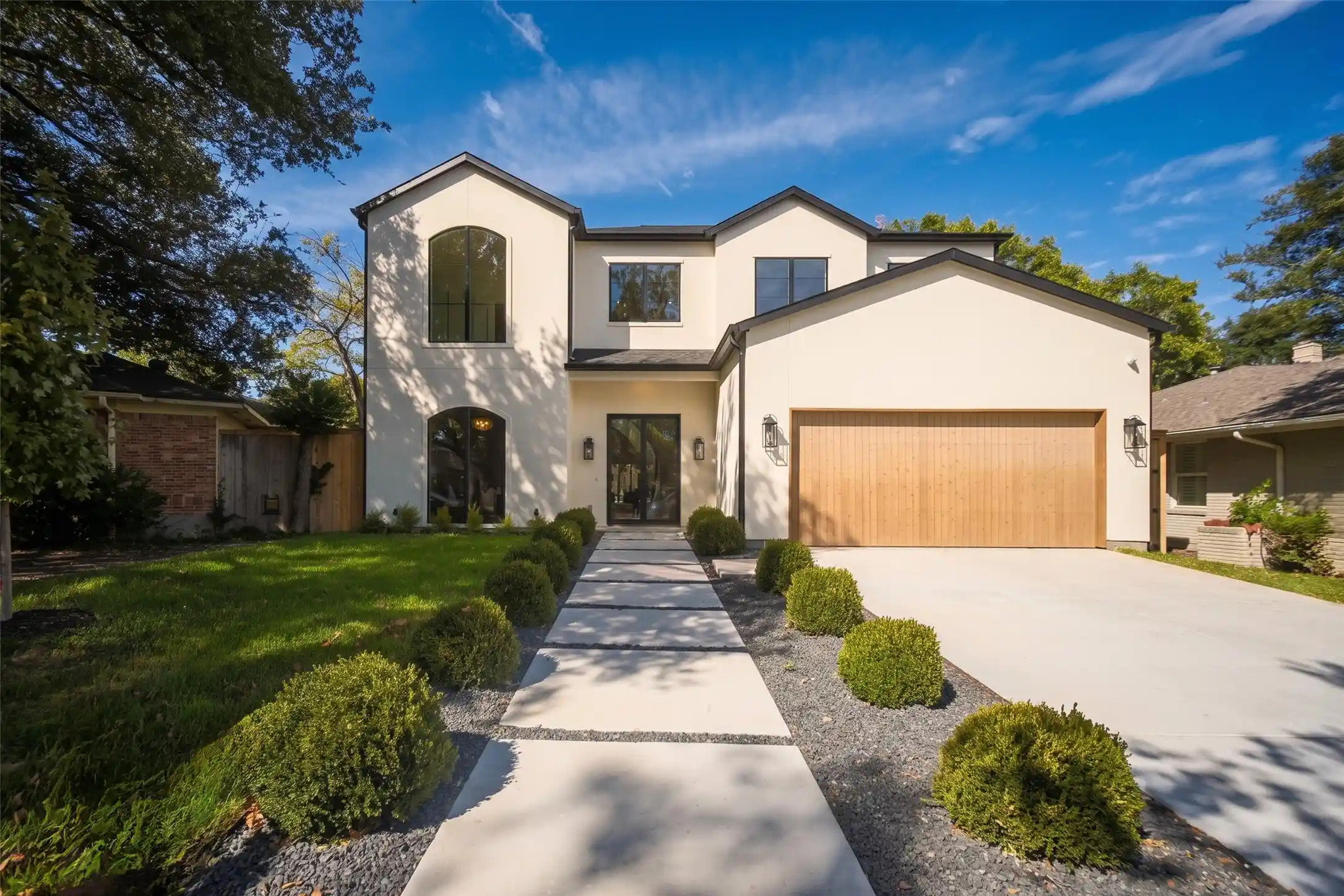 Single family home for sale at 6551 Axton Ln, Dallas, TX 75214 | MLS# 21413672 | Listing updated on 2026-10-25