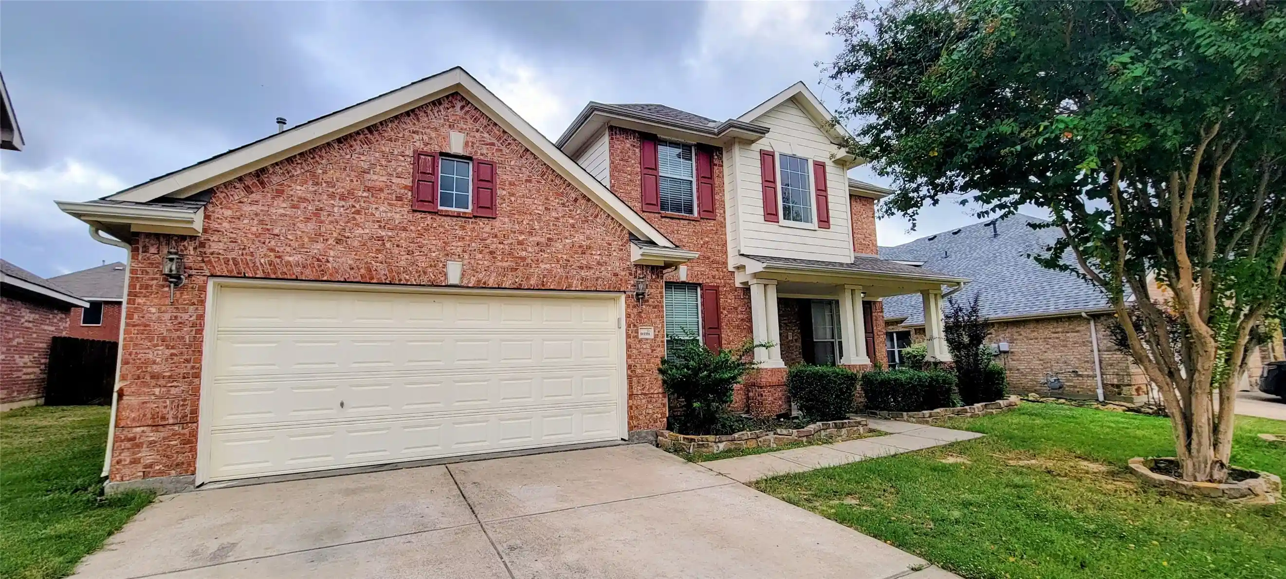 Single family home for sale at 9221 Wild River Dr, Arlington, TX 76002 | MLS# 21387773