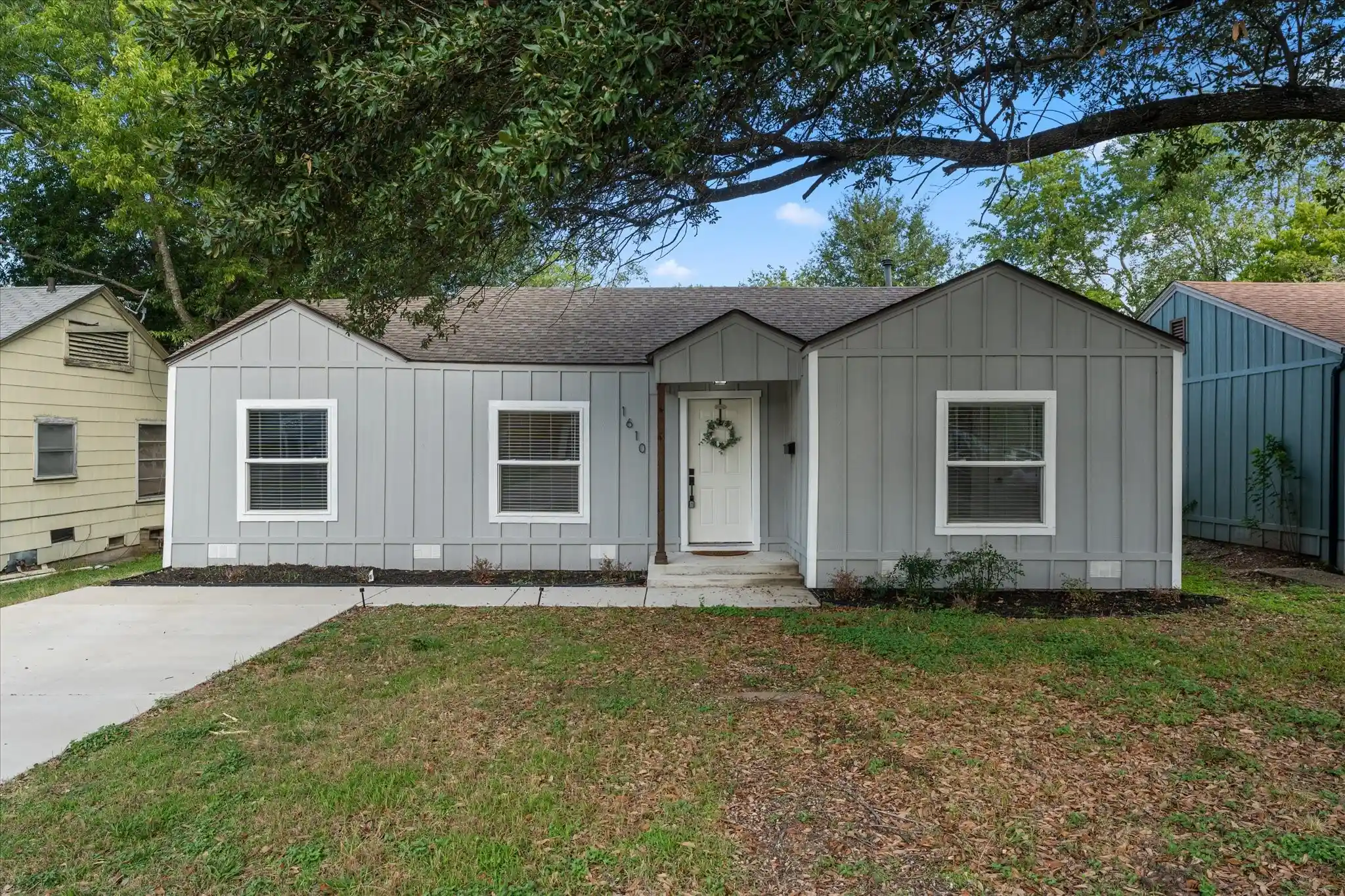 Photo 1 of Single family home for sale at 1610 Cherry Ave, Corsicana, TX 75110 | MLS# 21414279 | Listing updated on 2026-10-17