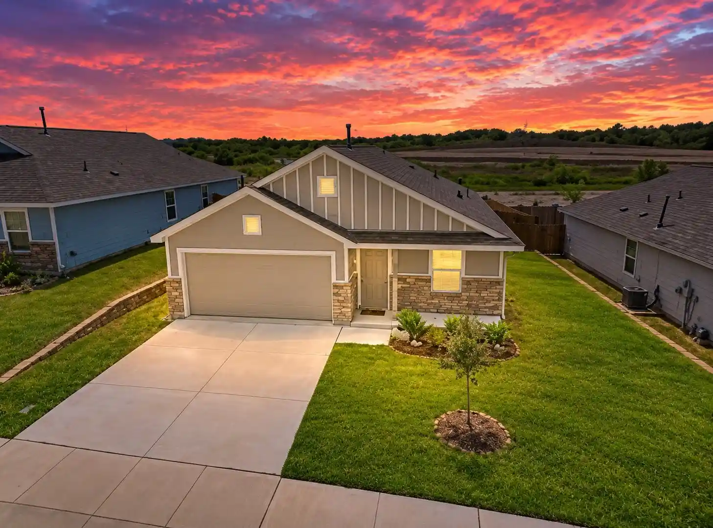 Photo 1 of Single family home for sale at 9704 Motley Dr, Fort Worth, TX 76179 | MLS# 21414283 | Listing updated on 2026-10-25
