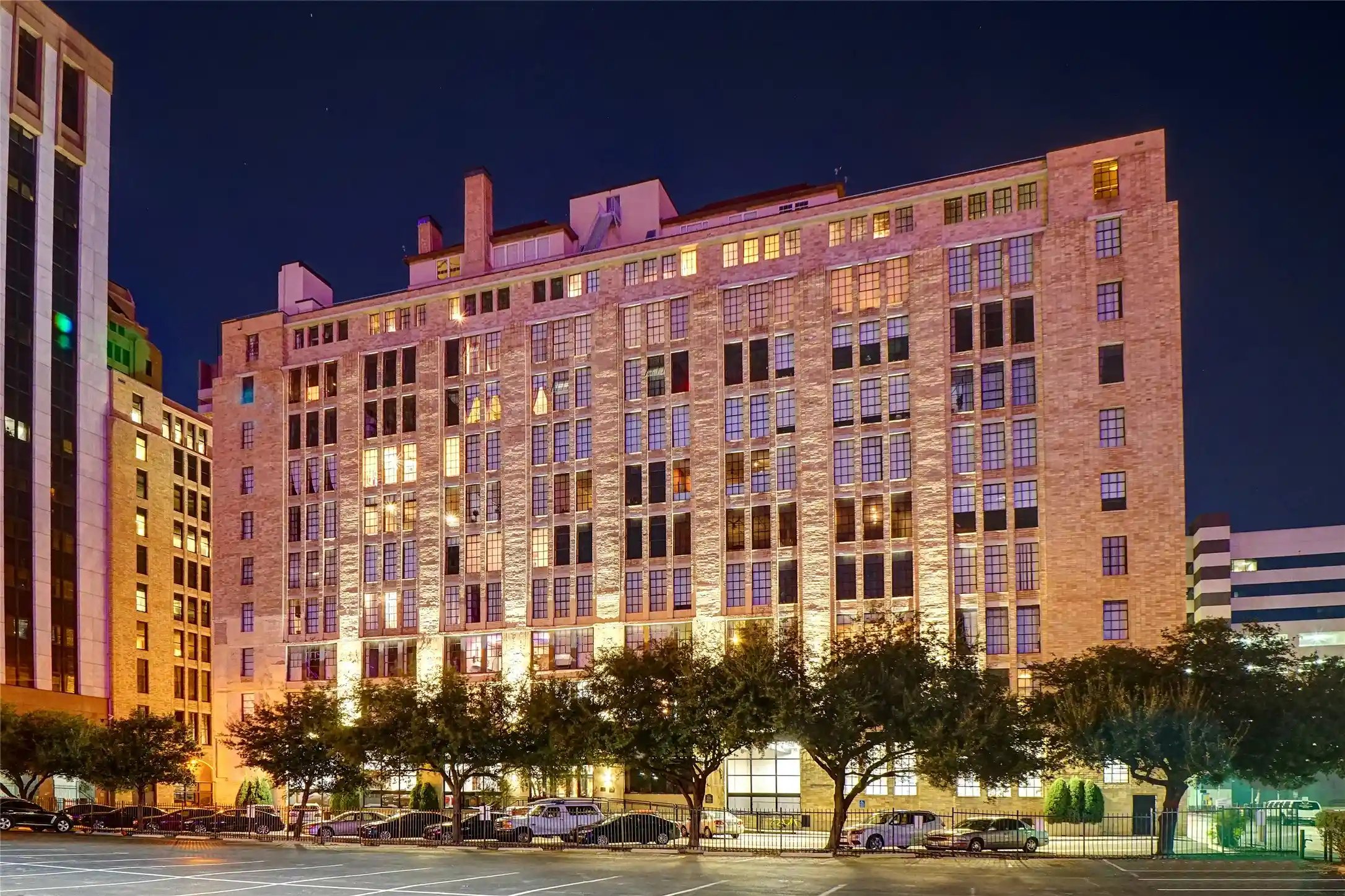 Condo for sale at 1122 Jackson St #311, Dallas, TX 75202 | MLS# 21414443