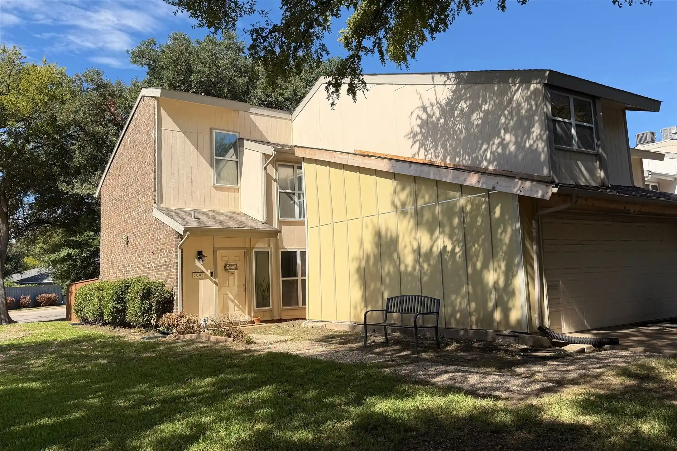Photo 1 of Single family home for sale at 2994 Buttonwood Dr, Carrollton, TX 75006 | MLS# 21414419 | Listing updated on 2026-10-24