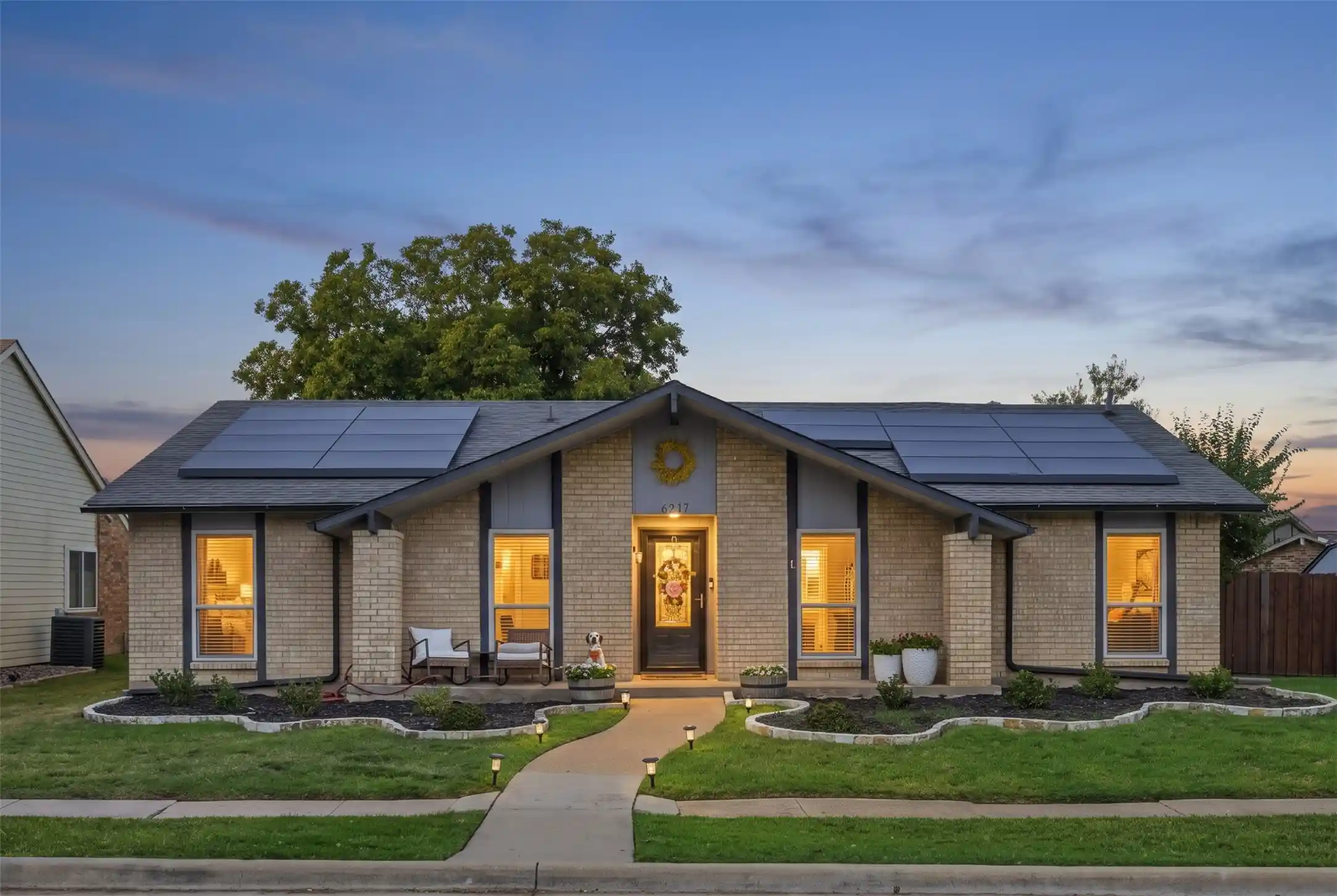 Single family home for sale at 6217 Scenic Dr, Rowlett, TX 75088 | MLS# 21413554