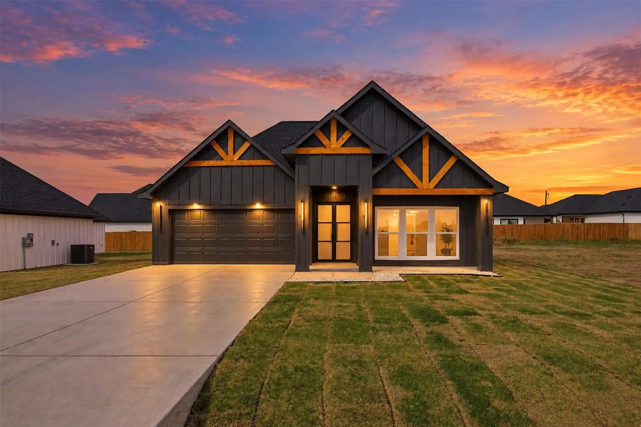 Single family home for sale at 101 Connor Cir, Mabank, TX 75147 | MLS# 21413250 | Listing updated on 2026-10-24