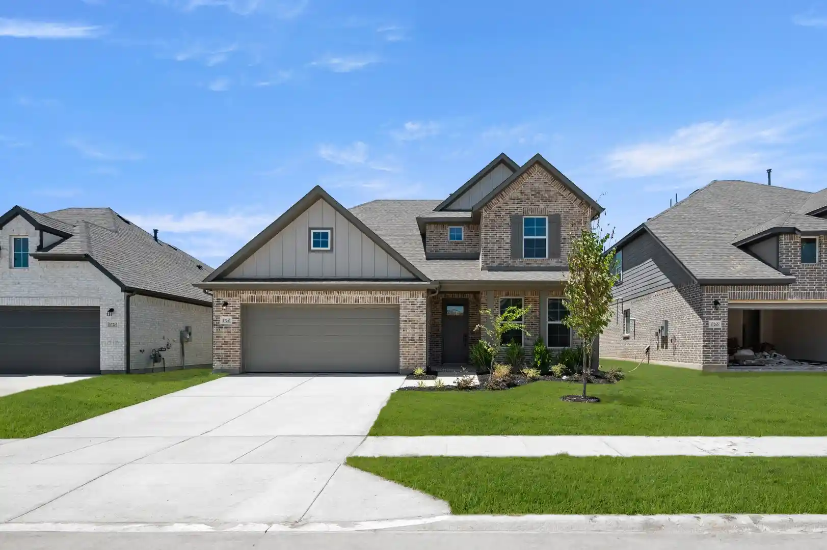 Photo 1 of Single family home for sale at 2124 Bloomsbury Ln, Forney, TX 75126 | MLS# 21414512 | Listing updated on 2026-10-29