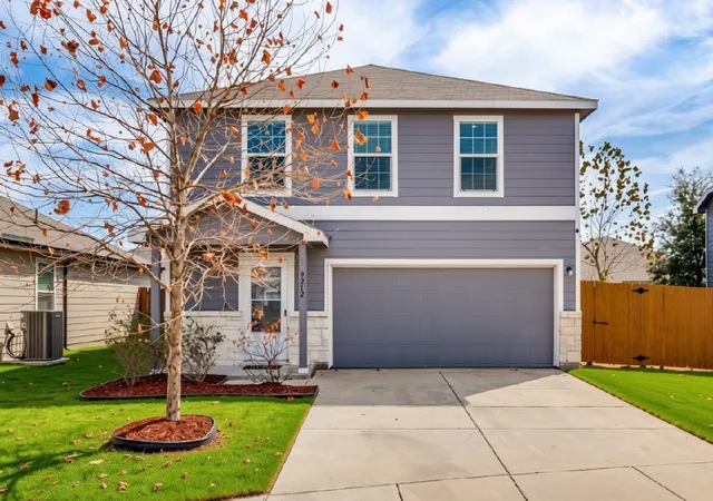 Photo 1 of Single family home for sale at 9212 Marilyn Pl, Dallas, TX 75227 | MLS# 21414091 | Listing updated on 2026-10-30