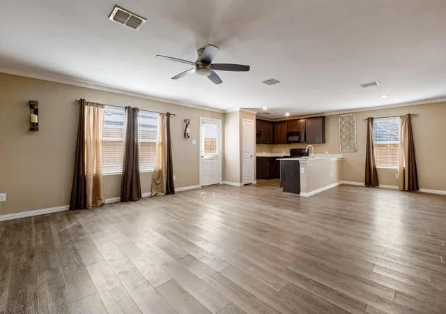 Photo 2 of Single family home for sale at 9212 Marilyn Pl, Dallas, TX 75227 | MLS# 21414091 | Listing updated on 2026-10-30