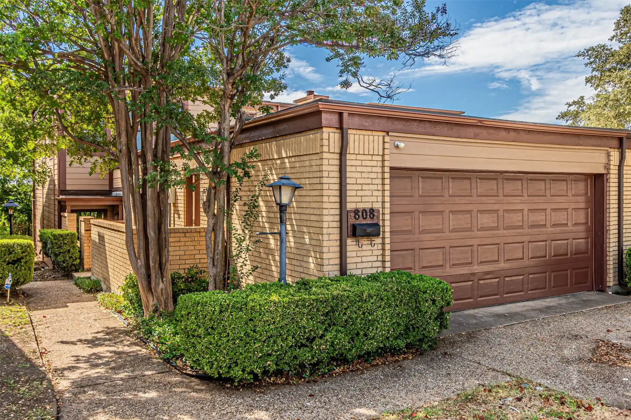 Photo 1 of Townhouse for sale at 808 Heights Dr, Fort Worth, TX 76112 | MLS# 21414706 | Listing updated on 2026-10-25