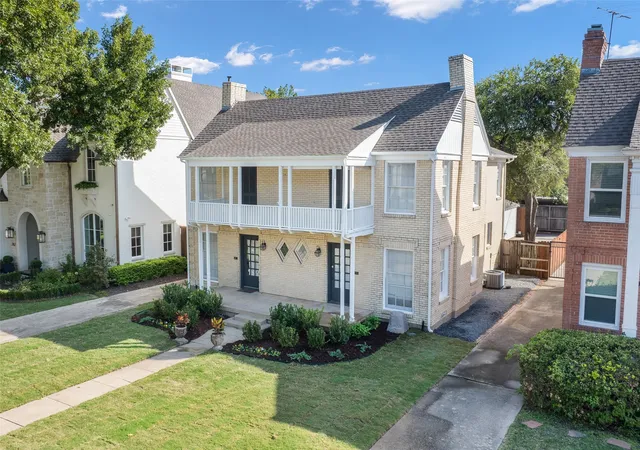 Photo 1 of Single family home for sale at 3119 Mockingbird Ln, Dallas, TX 75205 | MLS# 21345750 | Listing updated on 2026-10-30