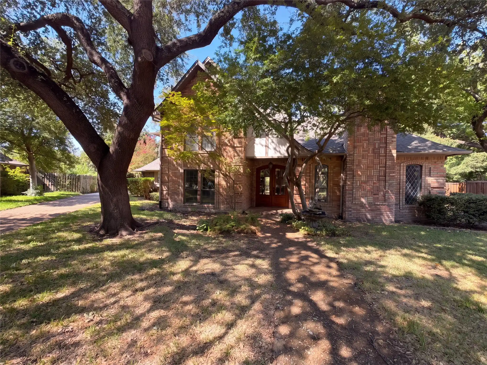 Single family home for sale at 2913 Bedfordshire Ln, Plano, TX 75075 | MLS# 21414042