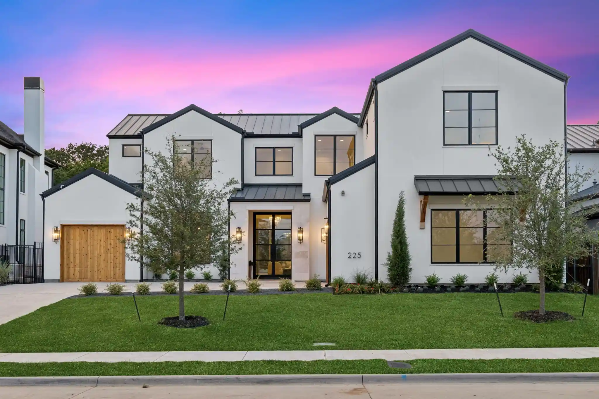Photo 1 of Mansion for sale at 225 Metairie Ln, Southlake, TX 76092 | MLS# 21414321 | Listing updated on 2026-10-22