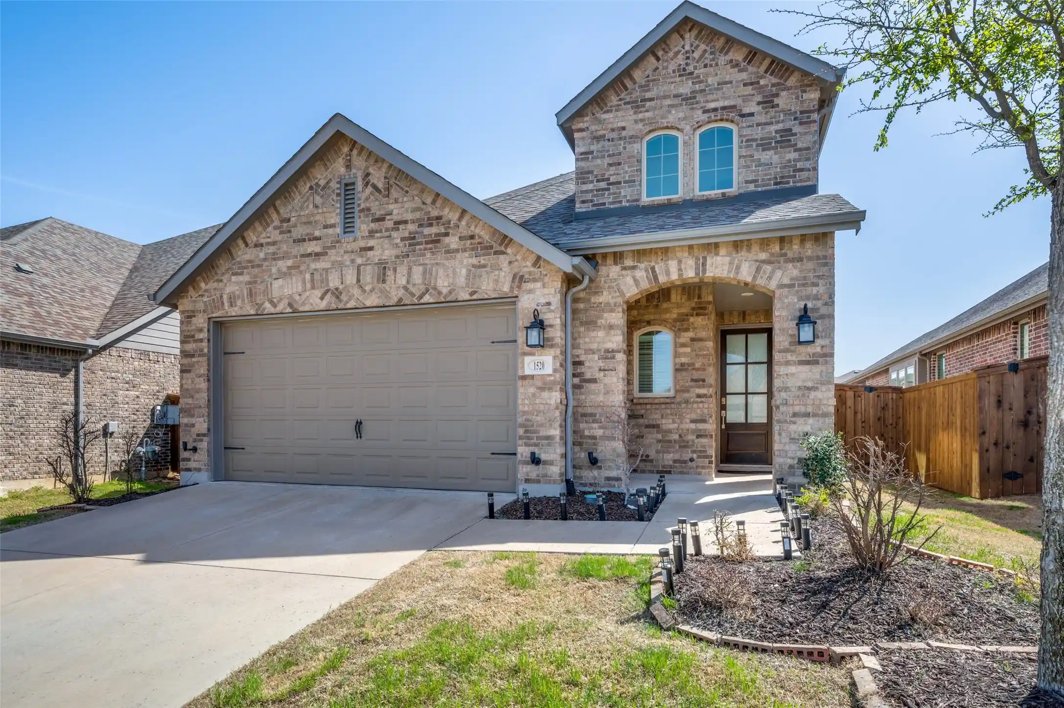 Photo 1 of Single family home for sale at 1520 Gelding Dr, Aubrey, TX 76227 | MLS# 21415417 | Listing updated on 2026-10-24