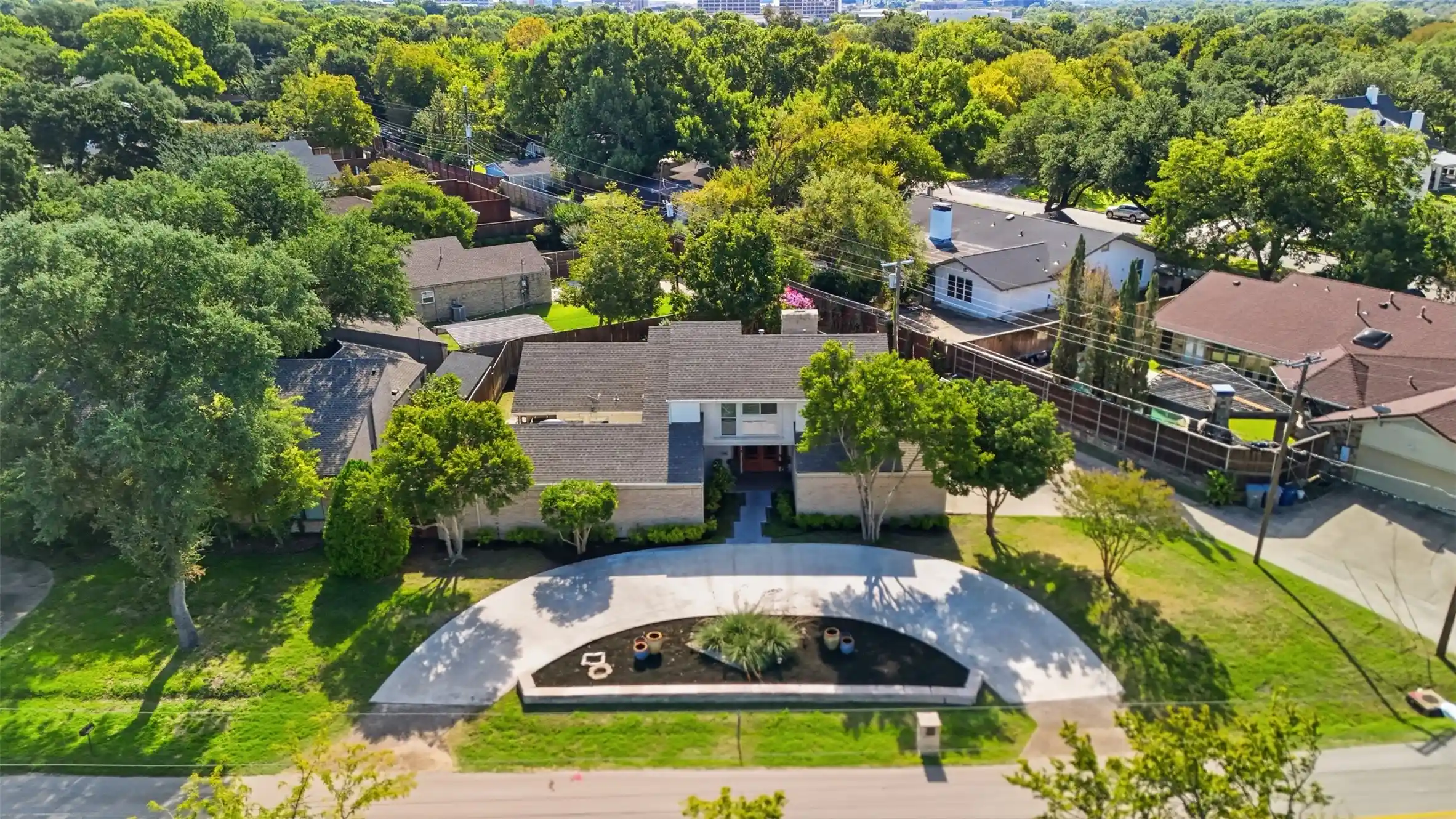 Photo 1 of Single family home for sale at 13408 Peyton Dr, Dallas, TX 75240 | MLS# 21411450 | Listing updated on 2026-10-22