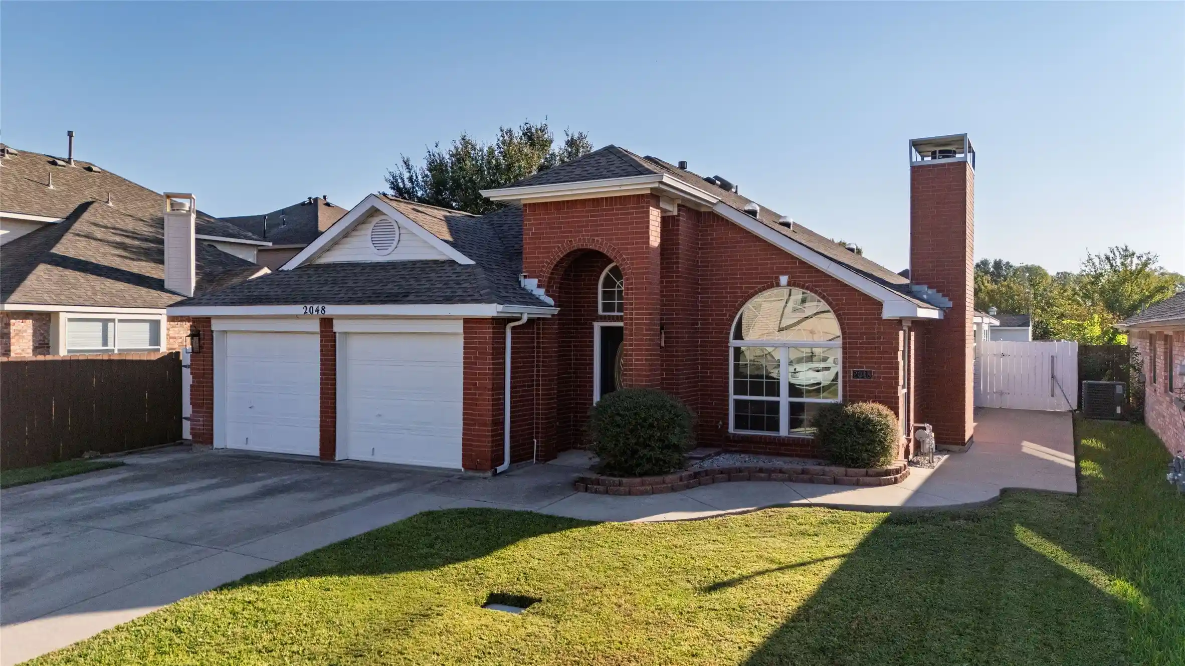 Photo 1 of Single family home for sale at 2048 Bay View Dr, Irving, TX 75060 | MLS# 21415365 | Listing updated on 2026-10-23