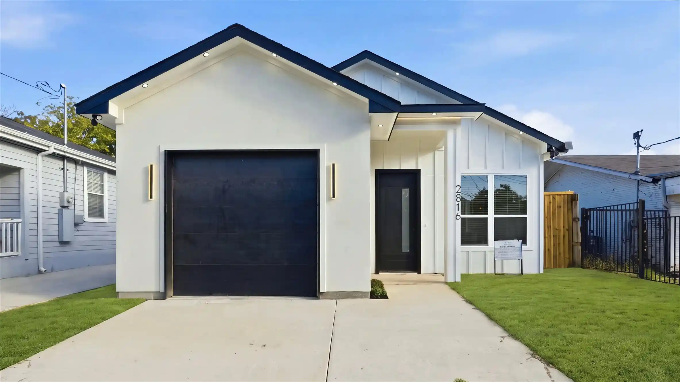 Photo 1 of Single family home for sale at 2816 Marburg St, Dallas, TX 75215 | MLS# 21416253 | Listing updated on 2026-10-29