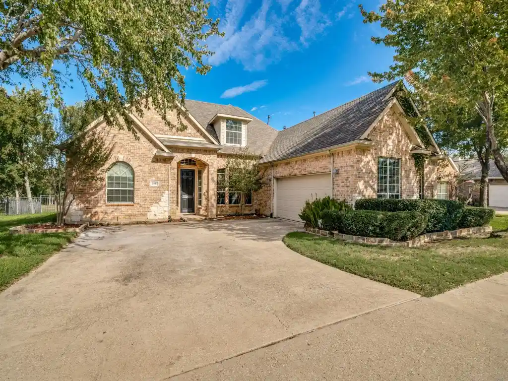 Photo 1 of Single family home for sale at 6409 Crestmoor Ln, Sachse, TX 75048 | MLS# 21414657 | Listing updated on 2026-10-21