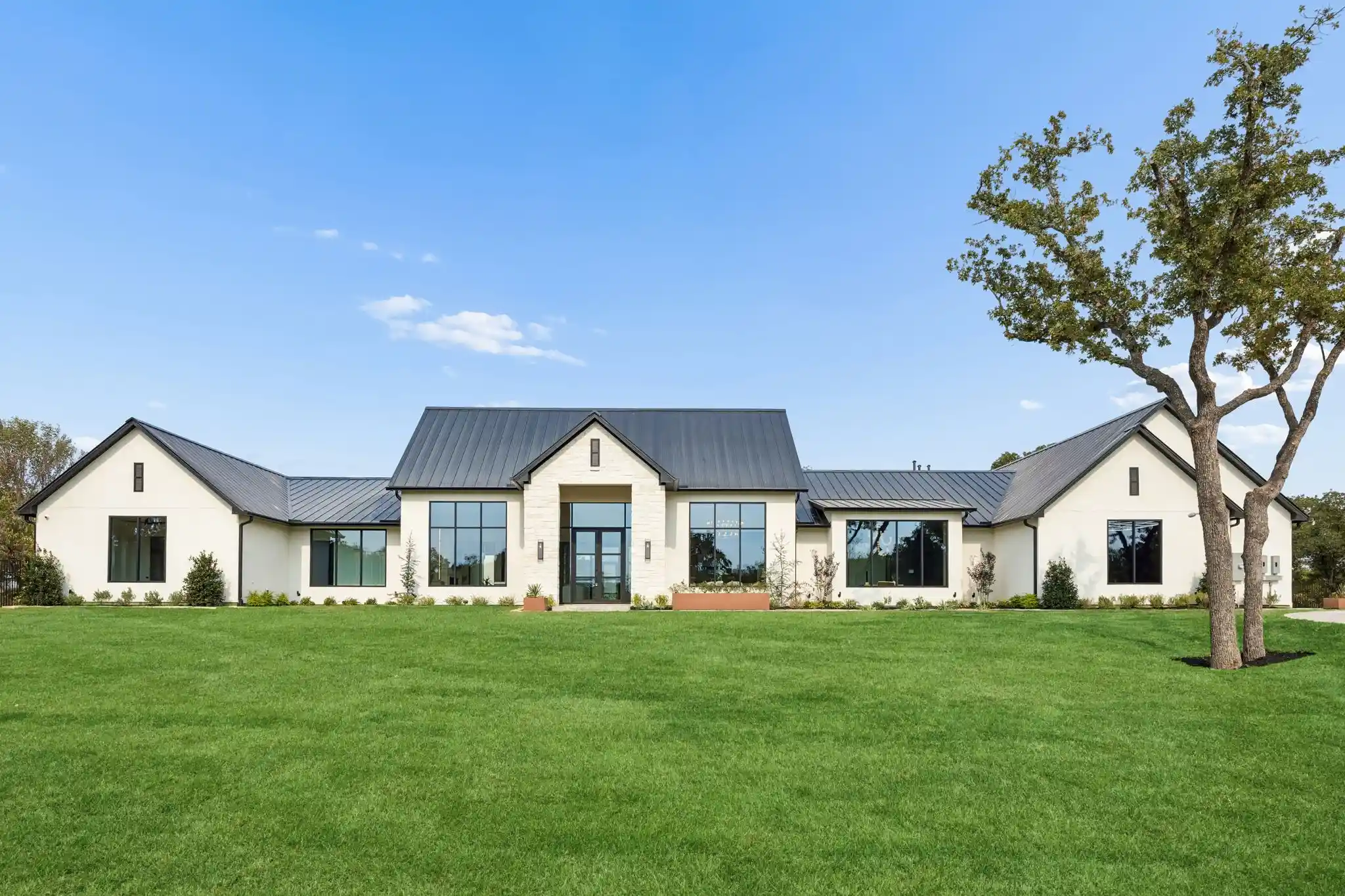 Photo 1 of Mansion for sale at 10180 Jess Wallace Rd, Argyle, TX 76226 | MLS# 21416874 | Listing updated on 2026-10-28