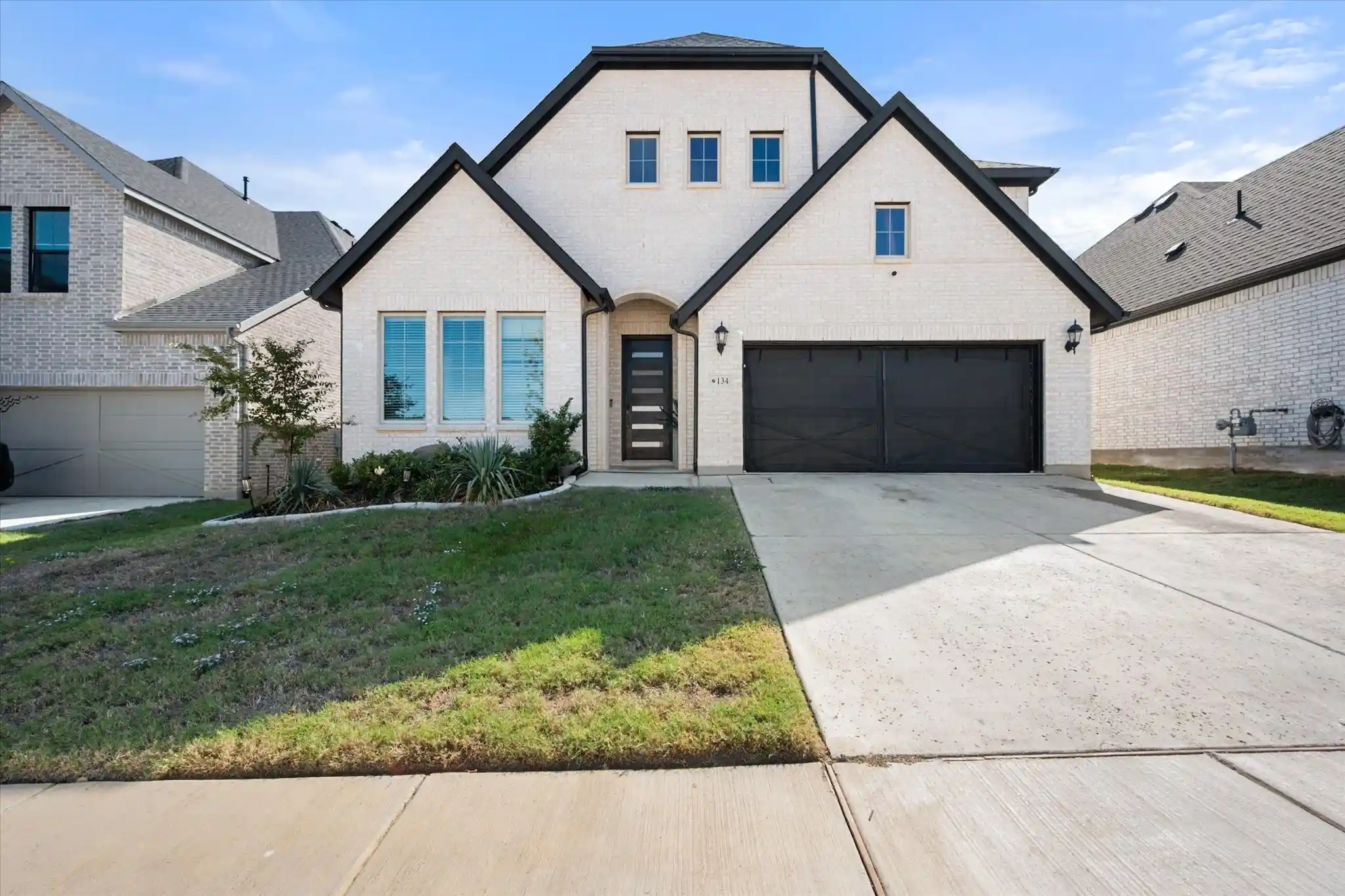 Single family home for sale at 134 Scottish Way, Mansfield, TX 76063 | MLS# 21416953