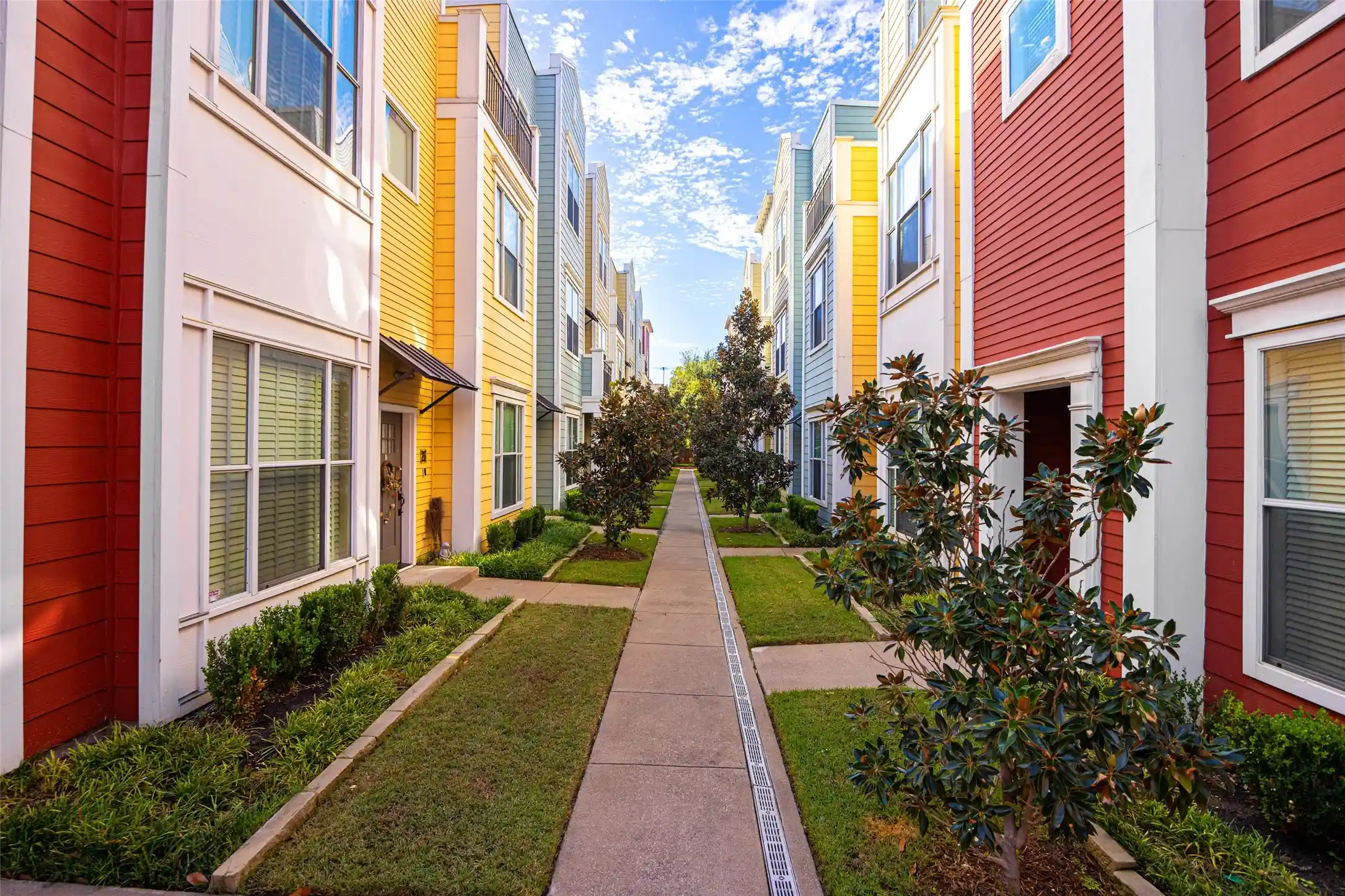 Photo 1 of Condo for sale at 4121 Mckinney Ave #38, Dallas, TX 75204 | MLS# 21417161 | Listing updated on 2026-10-25