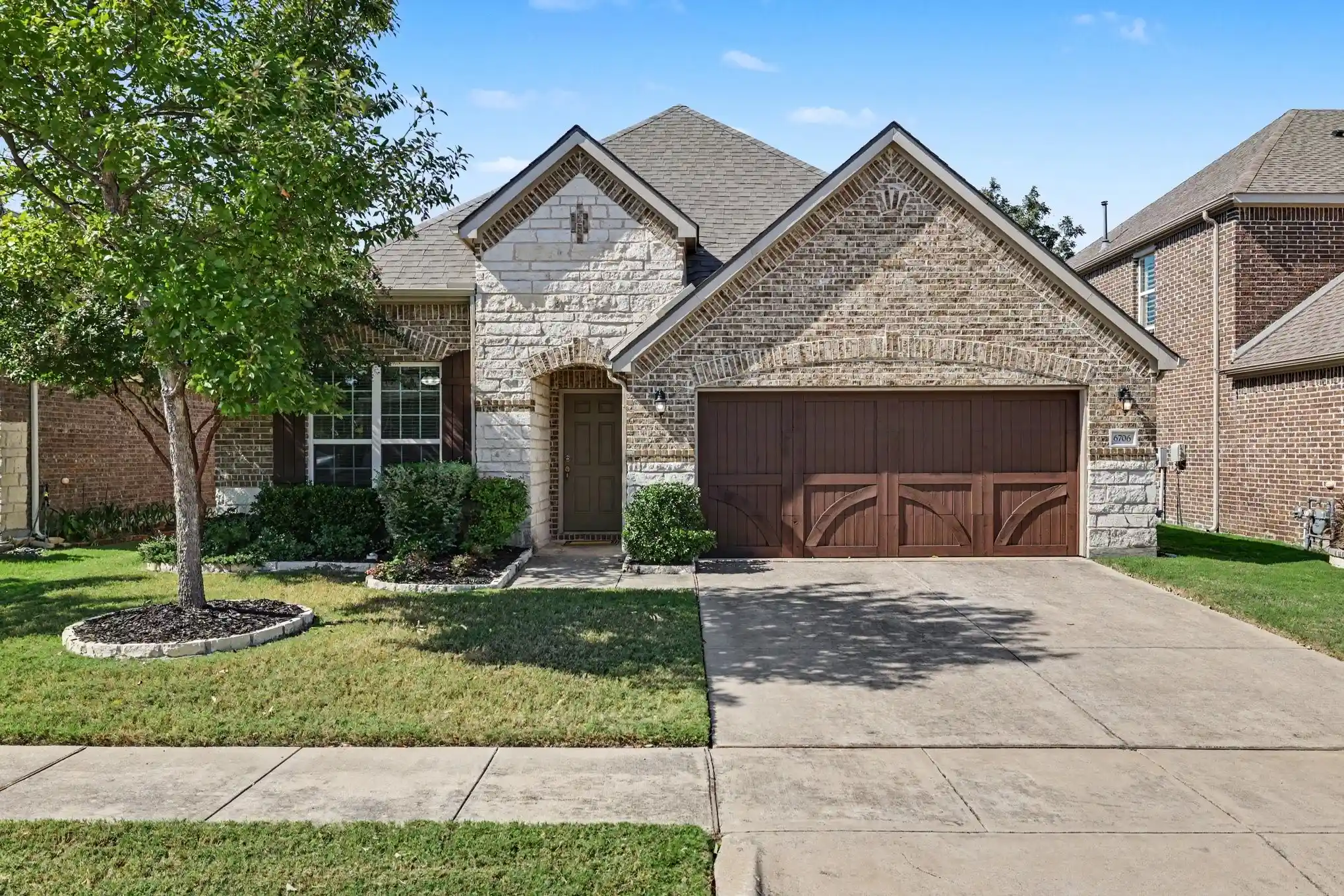 Photo 1 of Sale Pending at 6706 Rutledge Ct, Garland, TX 75044 | MLS# 21414352 | Listing updated on 2026-10-30