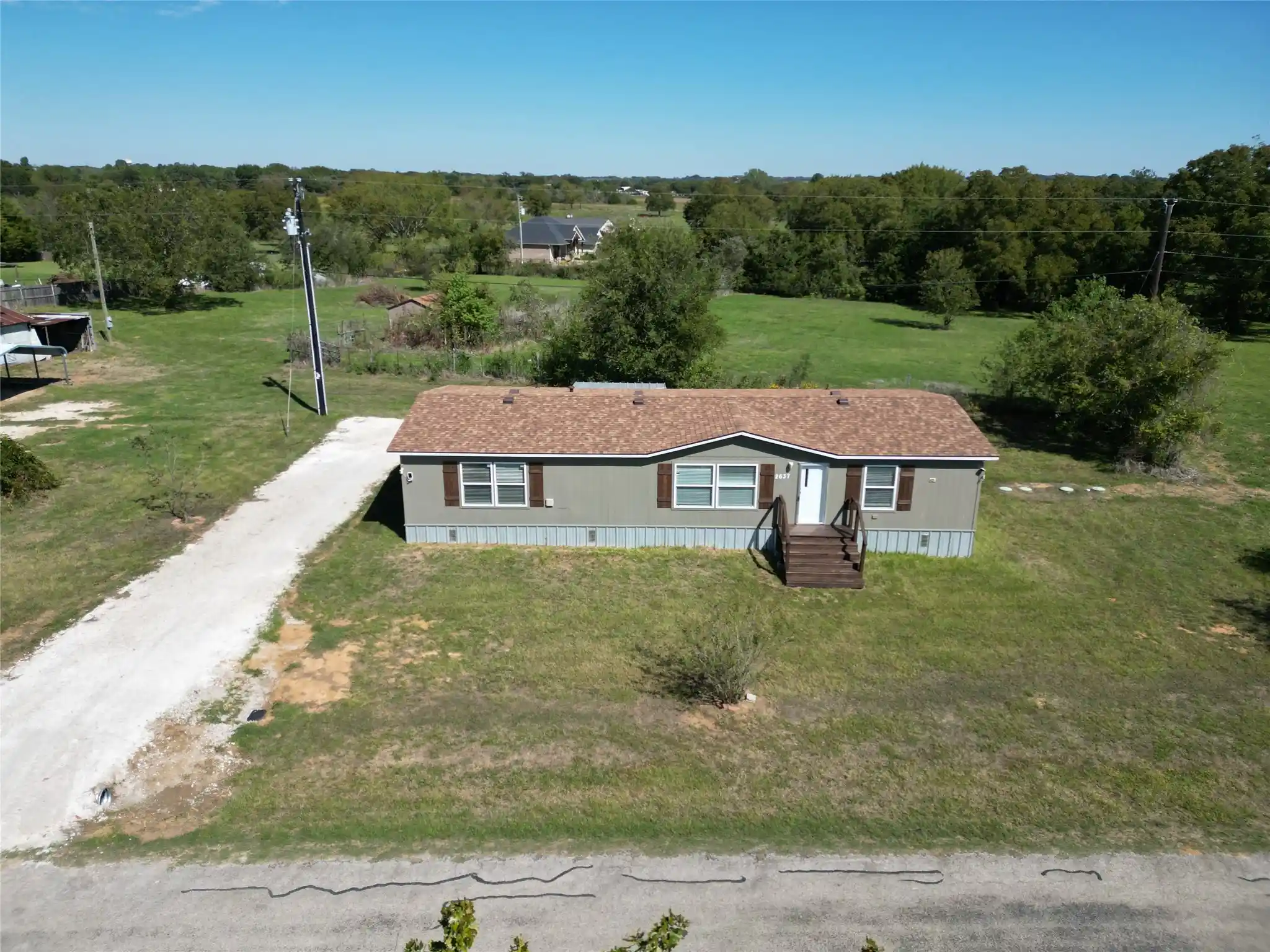 Photo 1 of Manufactured home for sale at 2637 County Rd 429, Cleburne, TX 76031 | MLS# 21417737 | Listing updated on 2026-10-24