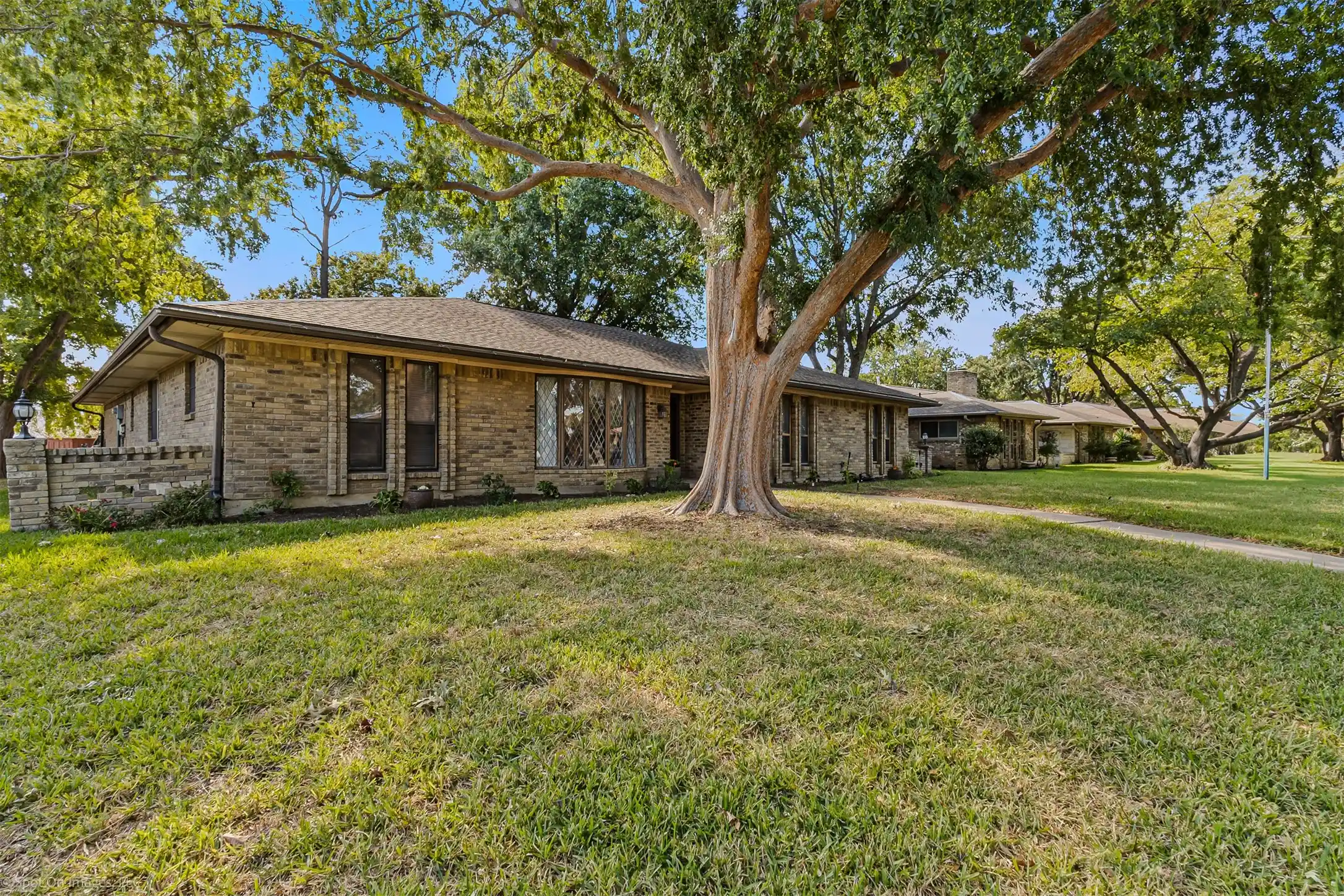 Photo 1 of Single family home for sale at 1320 Cheyenne Rd, Lewisville, TX 75077 | MLS# 21417742 | Listing updated on 2026-10-27