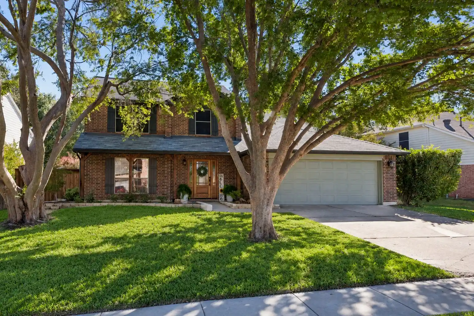 Photo 1 of Single family home for sale at 2728 Silver Maple Ct, Flower Mound, TX 75028 | MLS# 21415346 | Listing updated on 2026-10-25