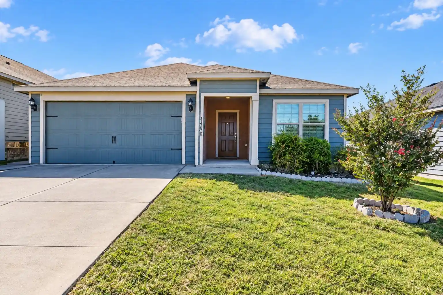 Photo 1 of Single family home for sale at 14276 Greenhaw Ln, Dallas, TX 75253 | MLS# 21416766 | Listing updated on 2026-10-22