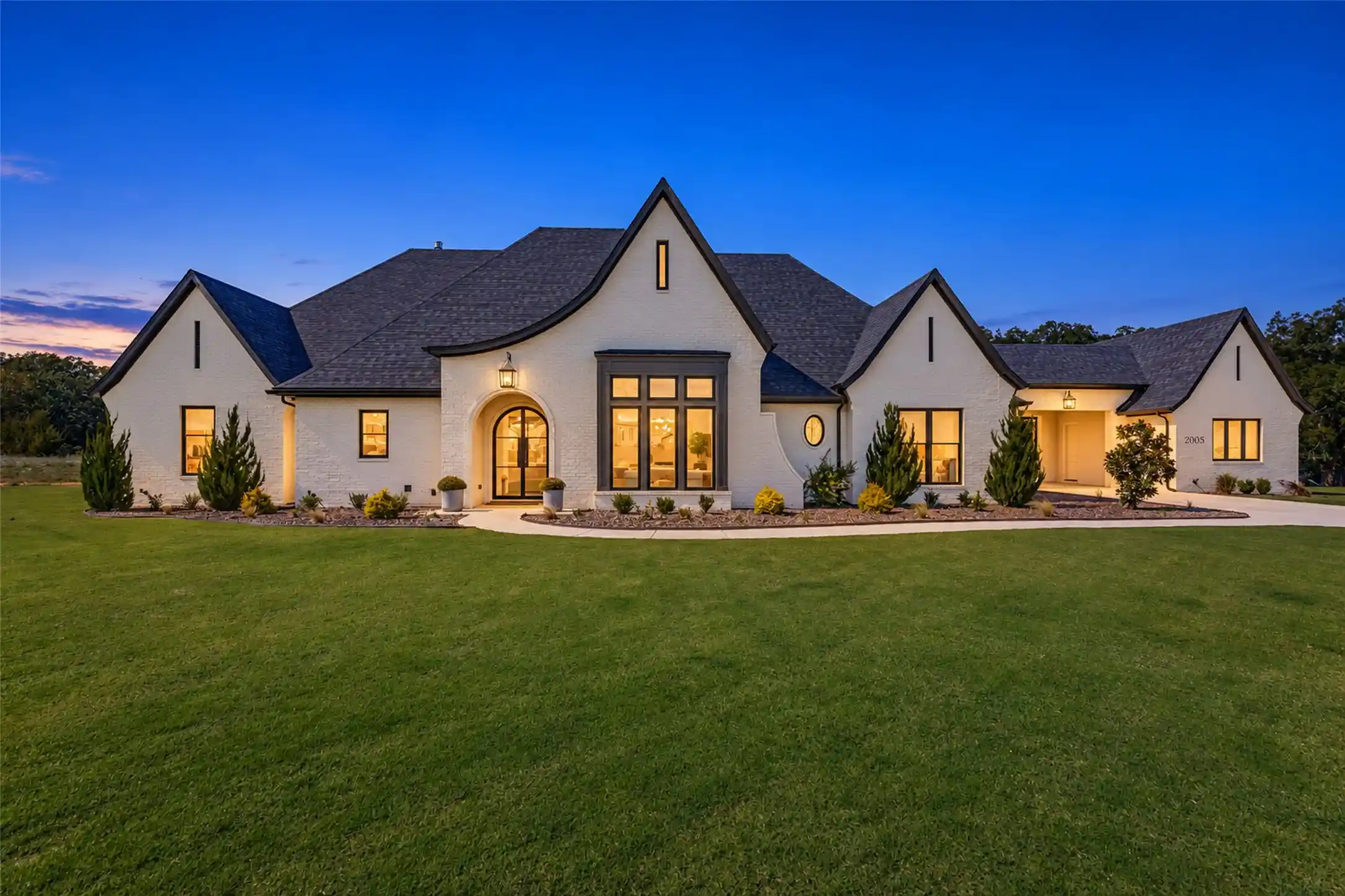 Single family home for sale at 2005 Meadow Bnd Ct, Aledo, TX 76008 | MLS# 21417921