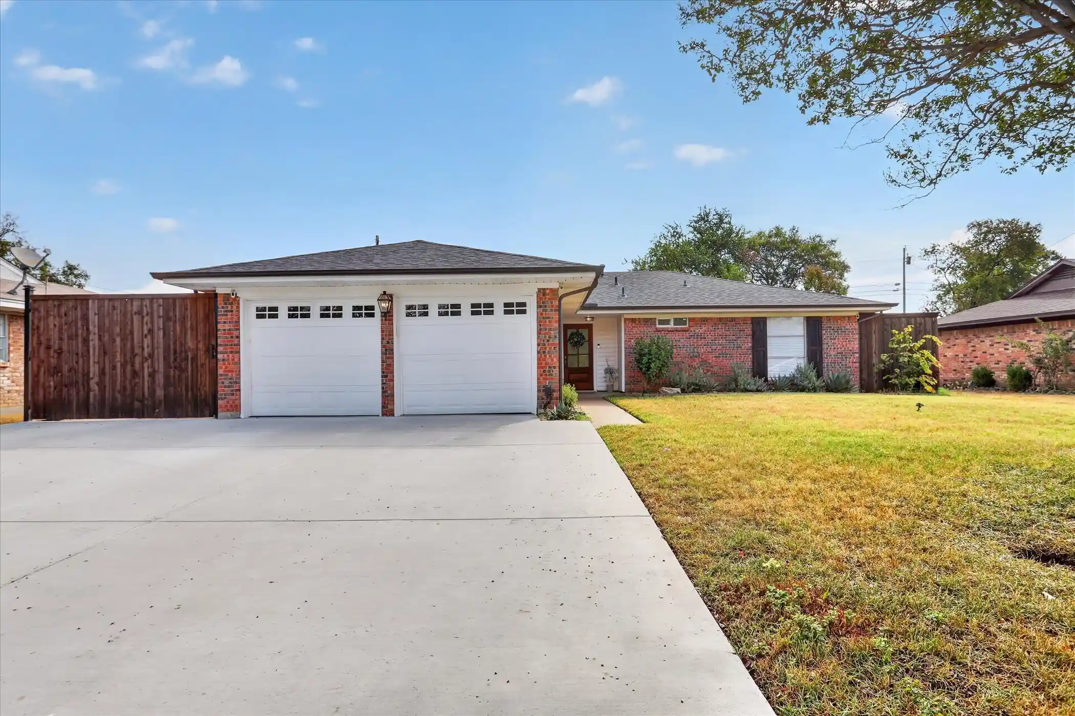 Single family home for sale at 714 Hl City Dr, Duncanville, TX 75116 | MLS# 21418224