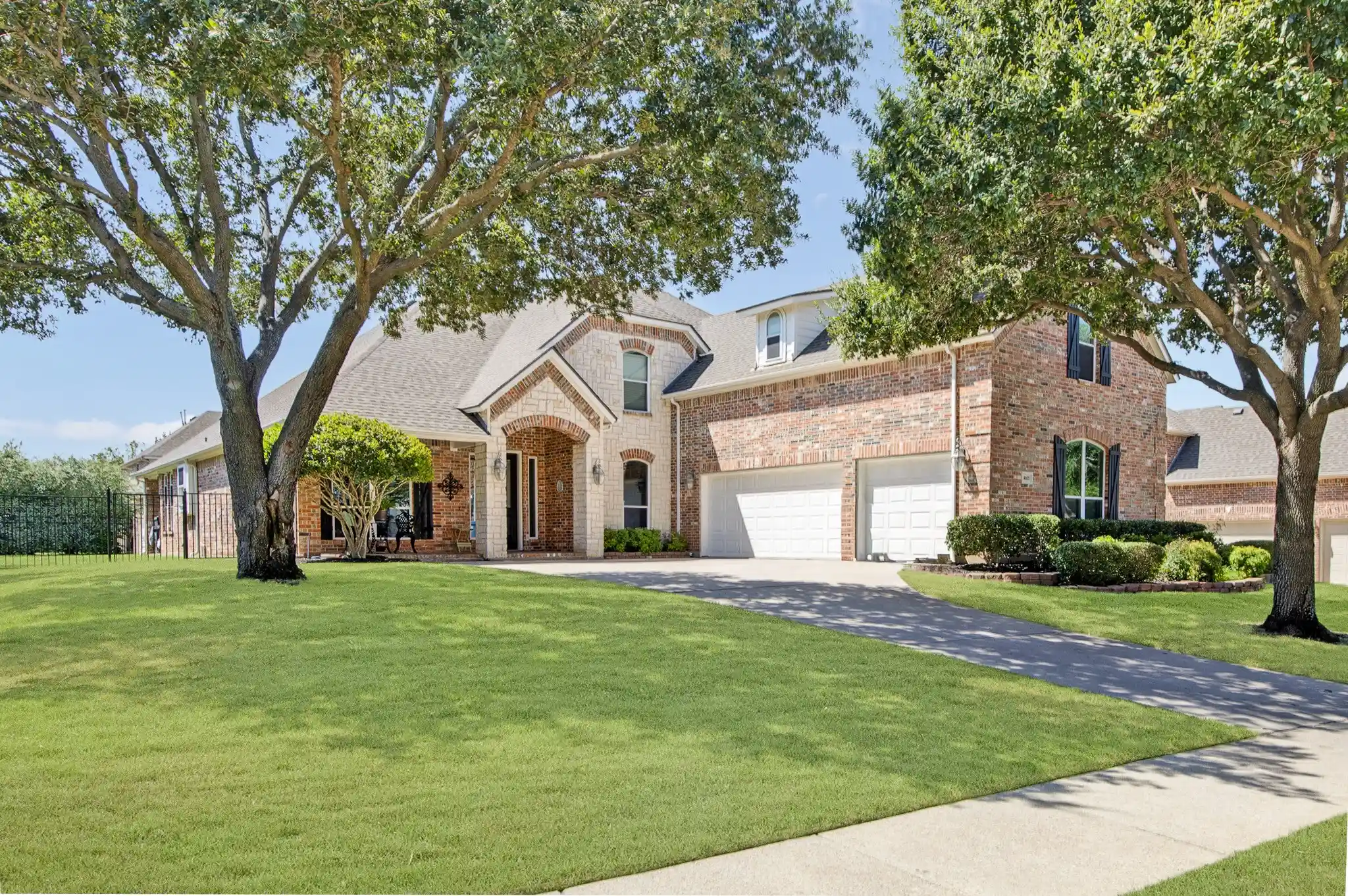 Single family home for sale at 4605 Foxglove Ct, Flower Mound, TX 75022 | MLS# 21418121