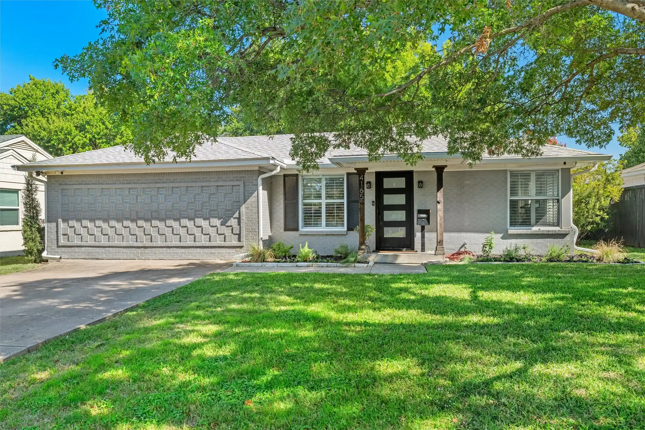Photo 1 of Single family home for sale at 4165 Carolyn Rd, Fort Worth, TX 76109 | MLS# 21413488 | Listing updated on 2026-10-25