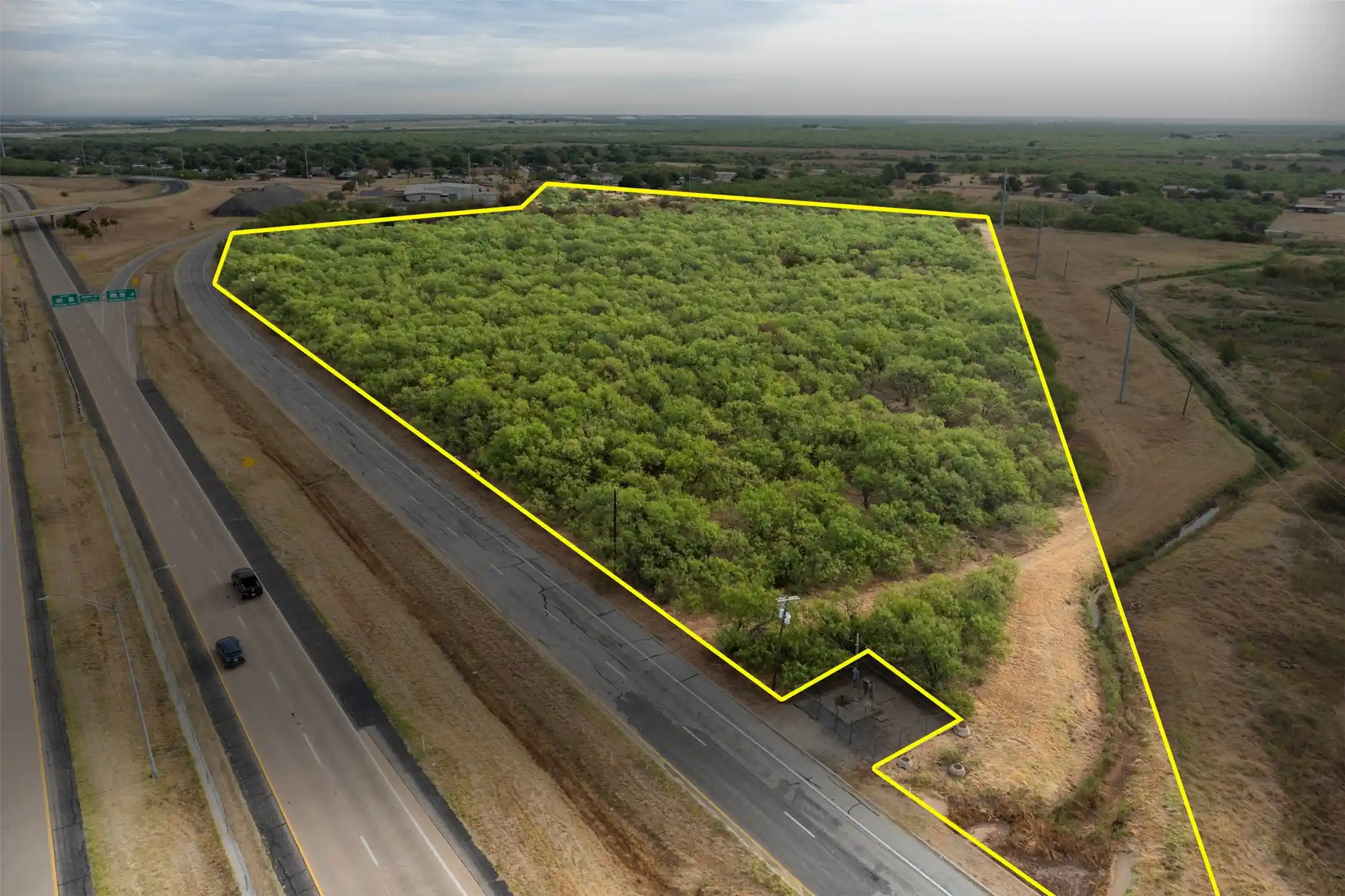 Photo 1 of Land for sale at 5101 S Henry Grace Fwy, Wichita Falls, TX 76302 | MLS# 21418552 | Listing updated on 2026-10-22