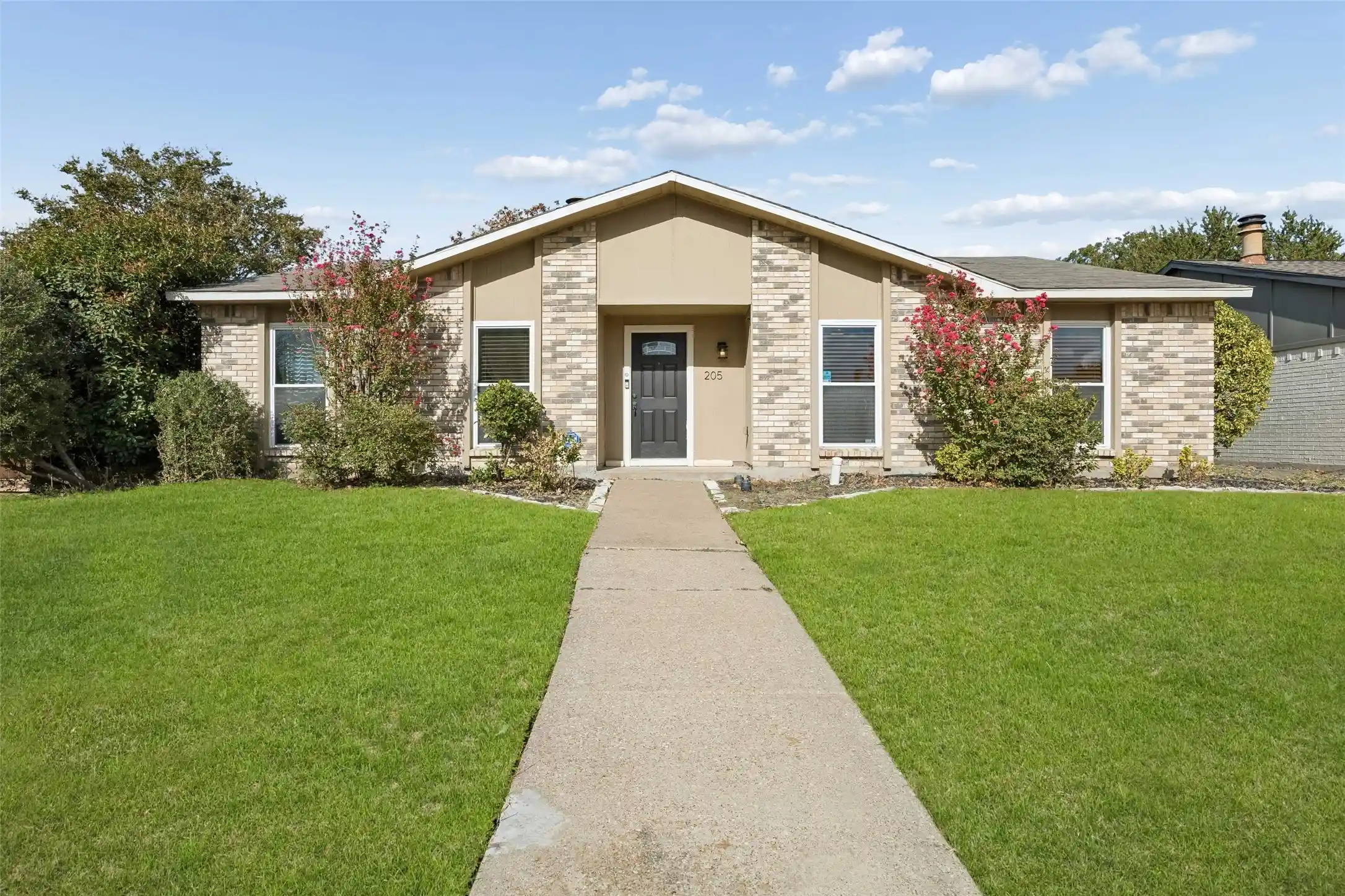 Single family home for sale at 205 Lucinda Dr, Garland, TX 75040 | MLS# 21418537